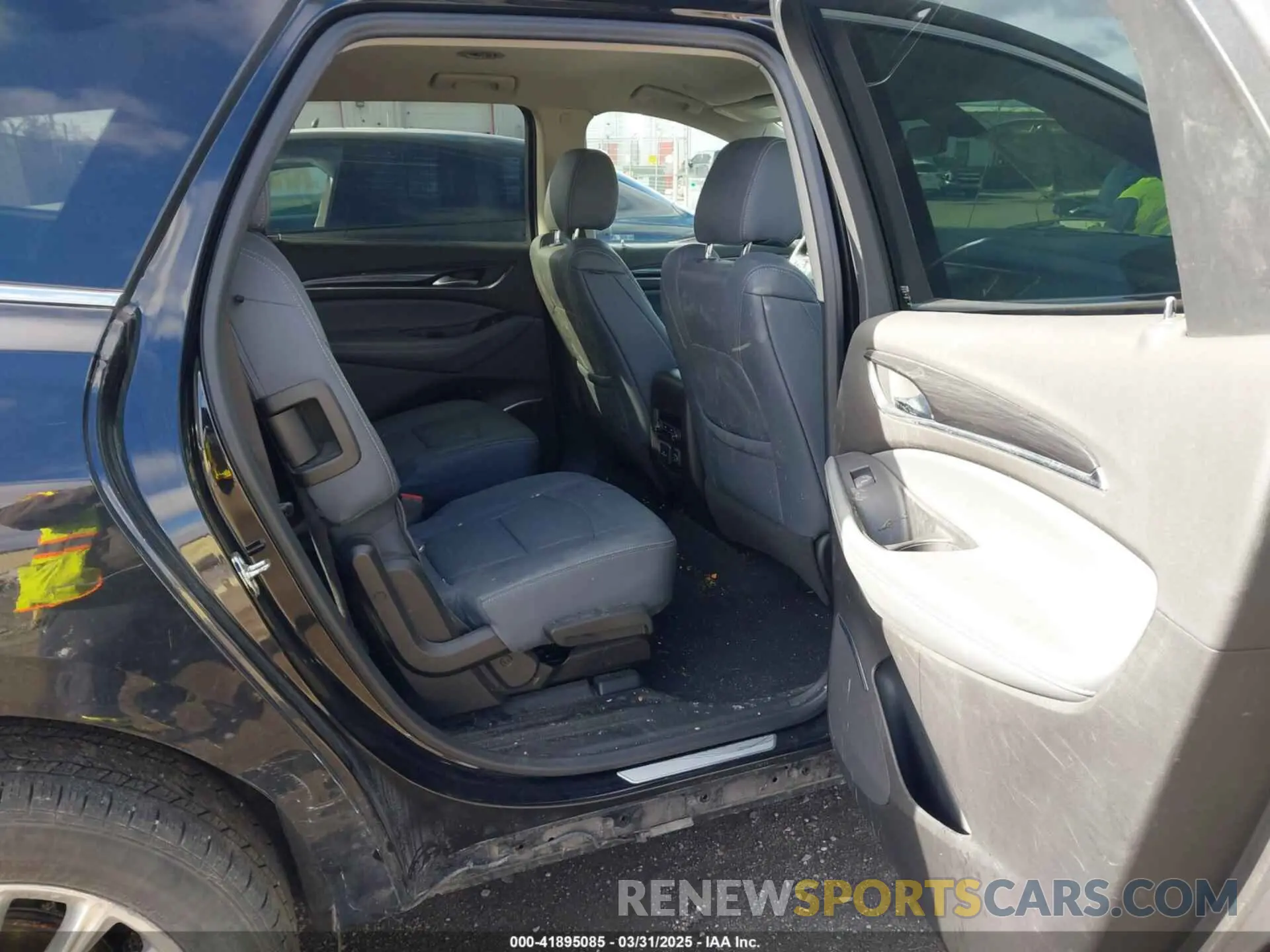 8 fotografías del automóvil dañado 5GAEVAKW2MJ142057 BUICK ENCLAVE 2021