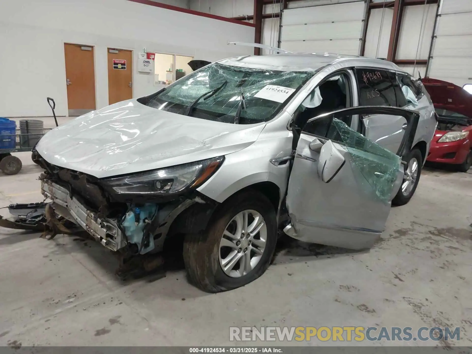2 fotografías del automóvil dañado 5GAEVAKW8MJ268164 BUICK ENCLAVE 2021