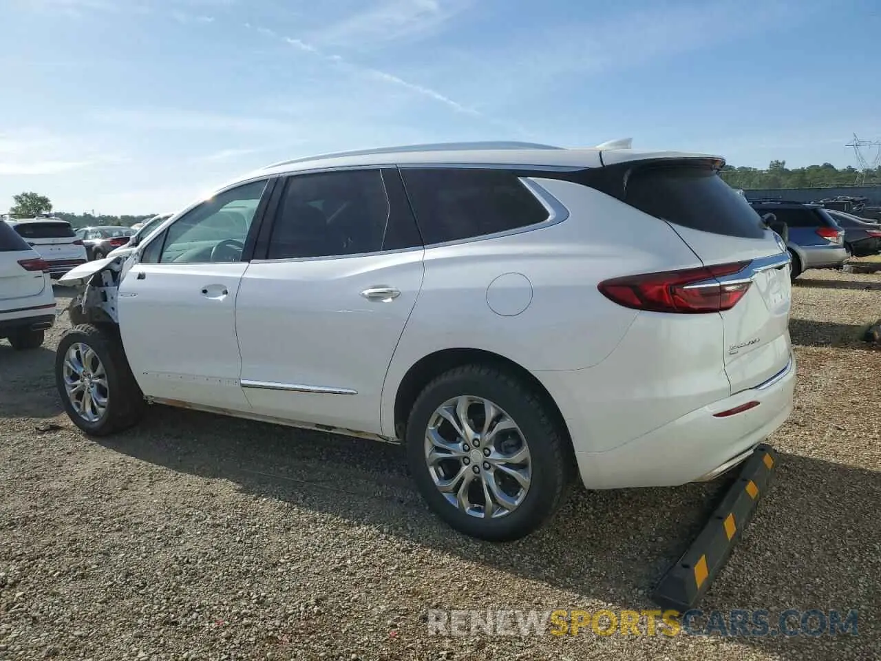2 fotografías del automóvil dañado 5GAEVCKW6MJ197347 BUICK ENCLAVE 2021