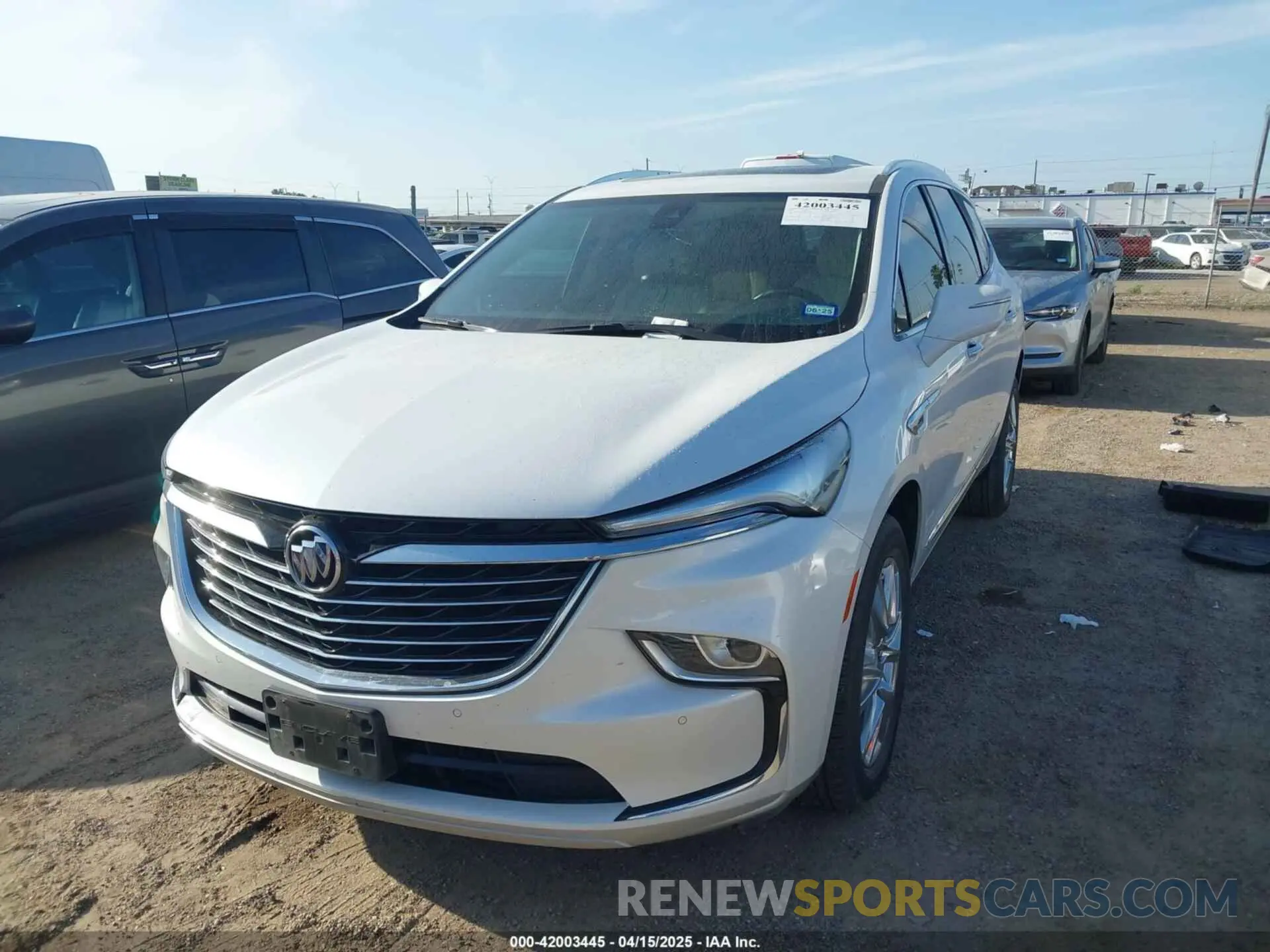 2 fotografías del automóvil dañado 5GAERBKW5NJ172469 BUICK ENCLAVE 2022