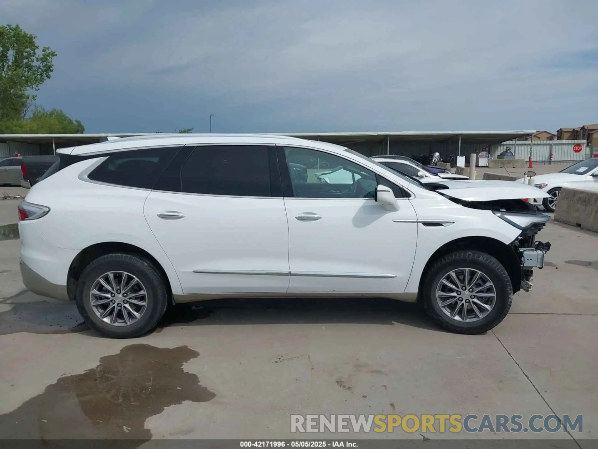 13 fotografías del automóvil dañado 5GAERBKW6NJ113463 BUICK ENCLAVE 2022