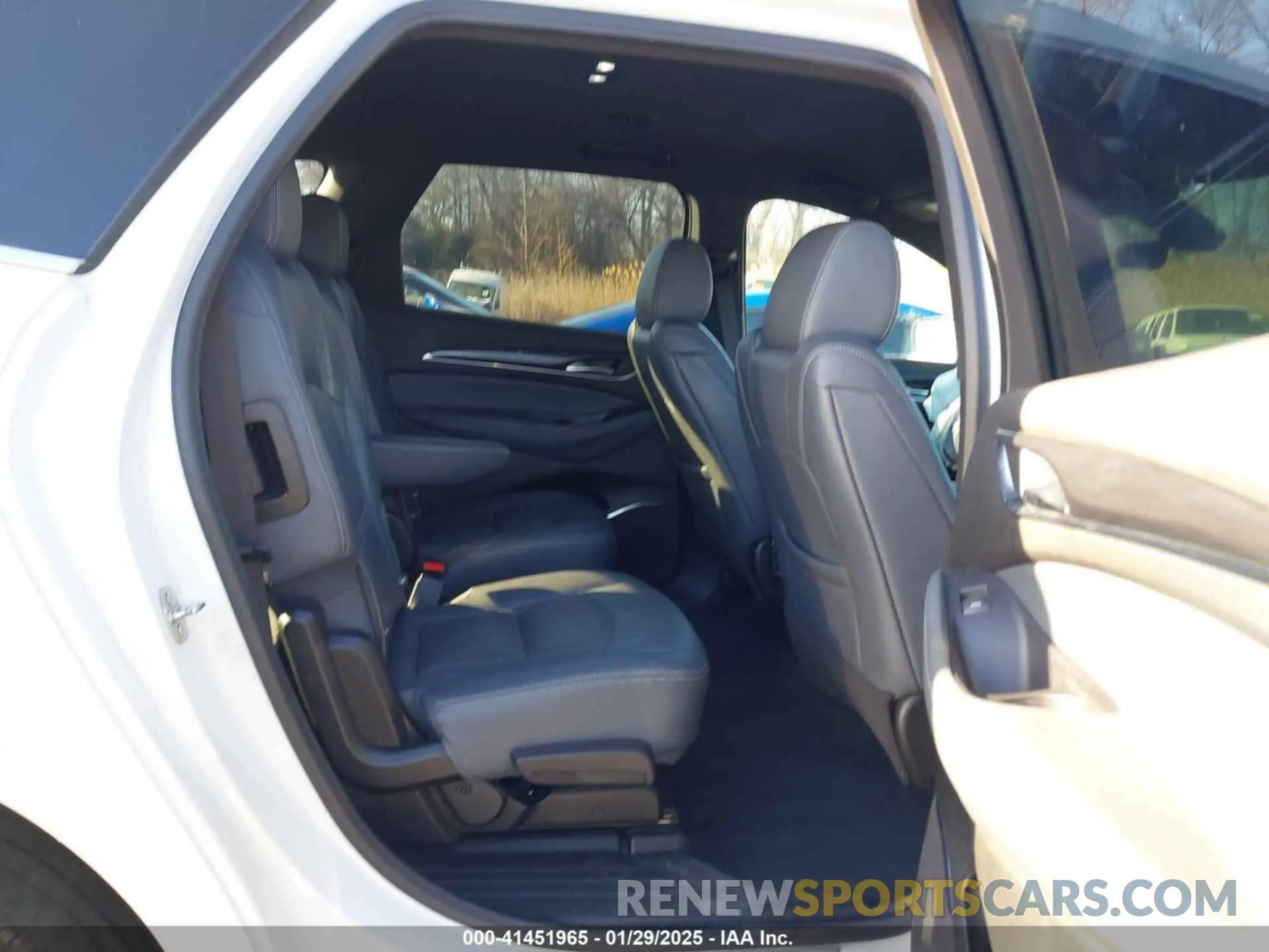8 fotografías del automóvil dañado 5GAERCKW7NJ126549 BUICK ENCLAVE 2022
