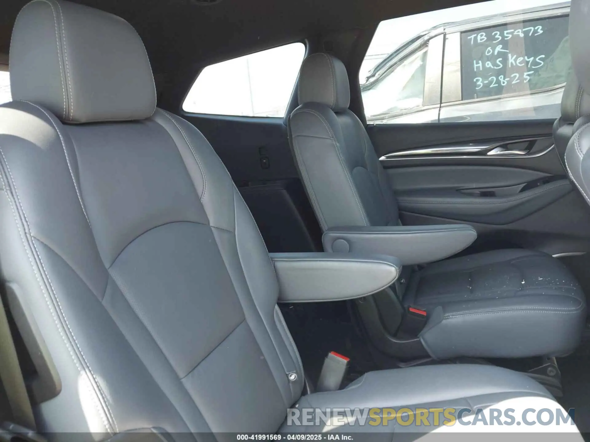 8 fotografías del automóvil dañado 5GAERCKW9NJ128352 BUICK ENCLAVE 2022