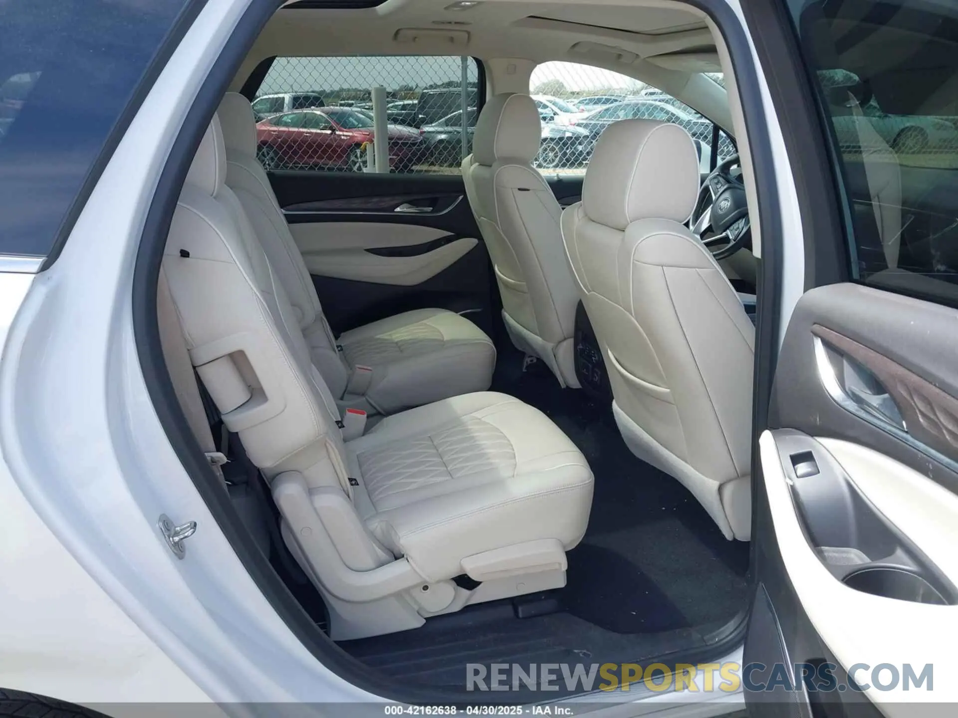 8 fotografías del automóvil dañado 5GAEVCKWXNJ100071 BUICK ENCLAVE 2022