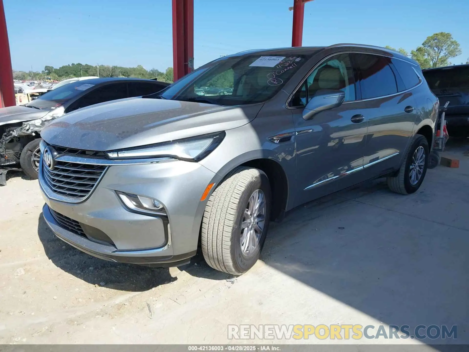 2 fotografías del automóvil dañado 5GAERBKW1PJ239992 BUICK ENCLAVE 2023