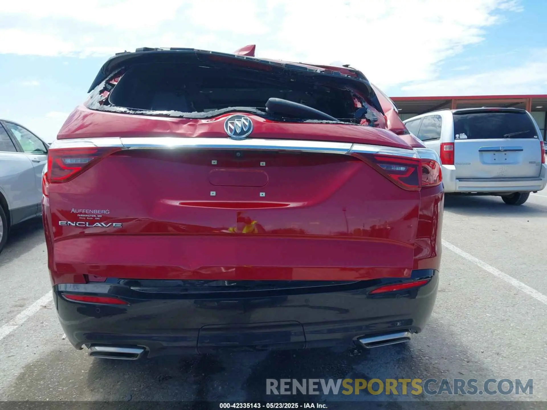 16 fotografías del automóvil dañado 5GAERBKW2PJ144468 BUICK ENCLAVE 2023