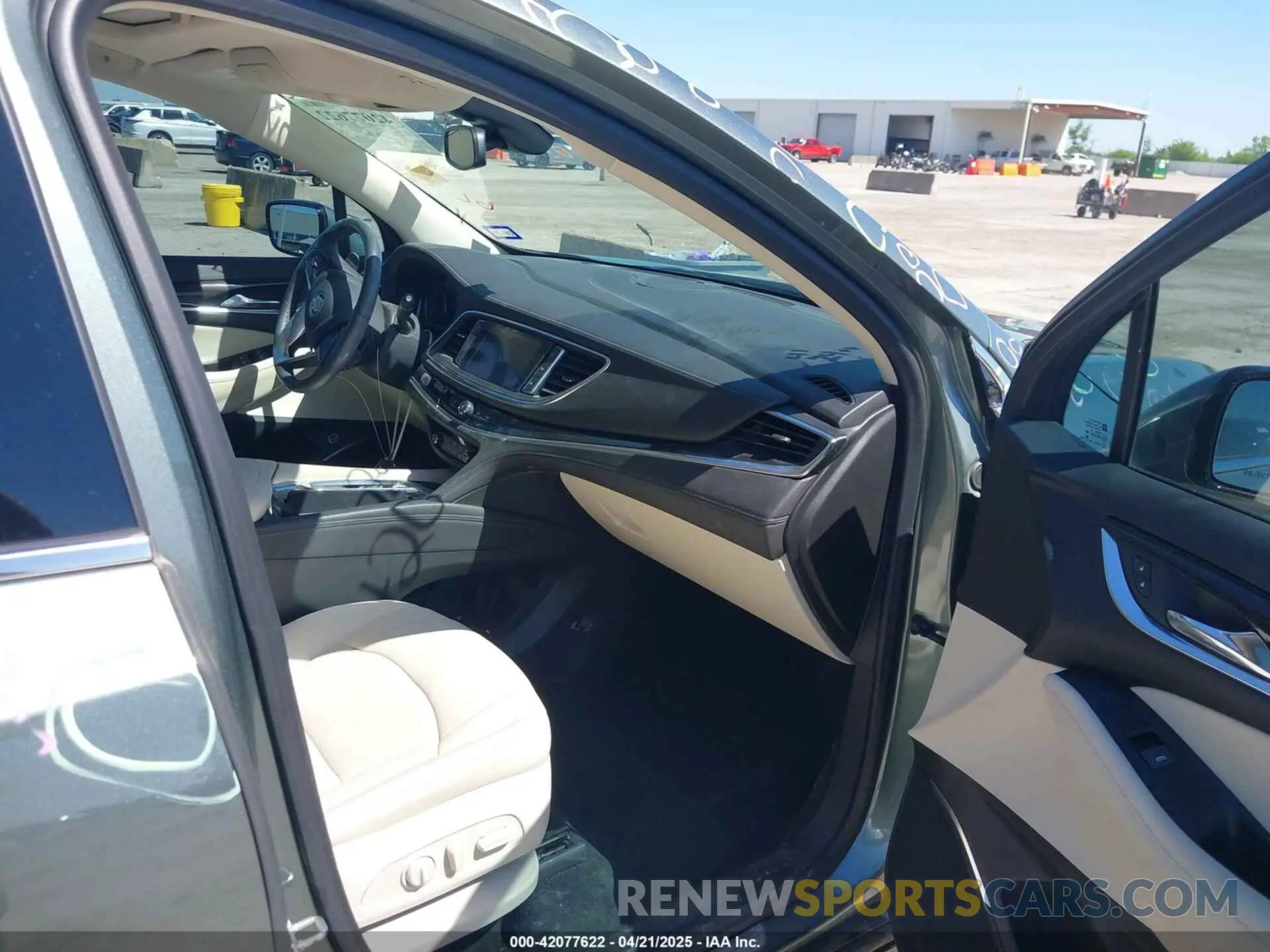 5 fotografías del automóvil dañado 5GAERBKW3PJ158055 BUICK ENCLAVE 2023