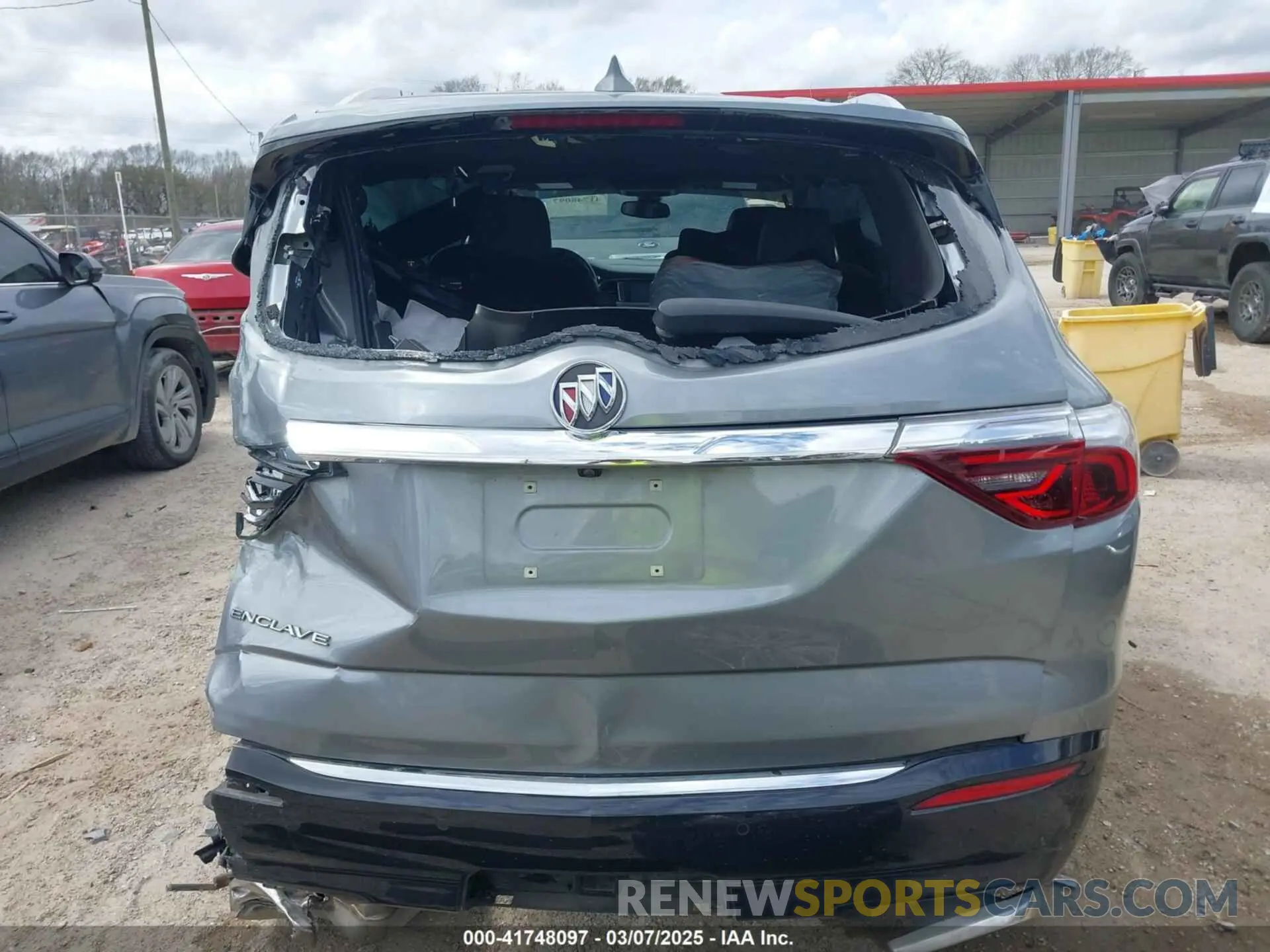 17 fotografías del automóvil dañado 5GAERBKW3PJ205651 BUICK ENCLAVE 2023