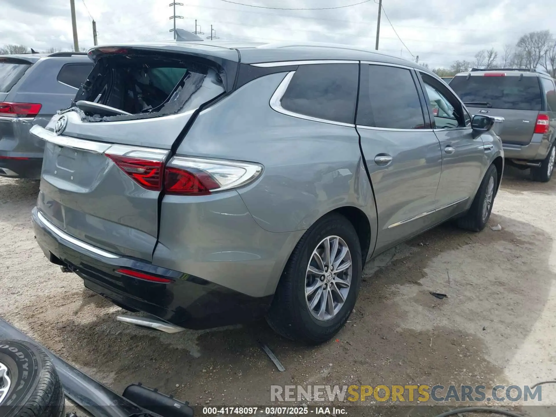 4 fotografías del automóvil dañado 5GAERBKW3PJ205651 BUICK ENCLAVE 2023