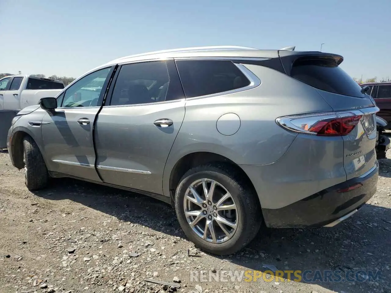 2 fotografías del automóvil dañado 5GAERBKW9PJ191450 BUICK ENCLAVE 2023