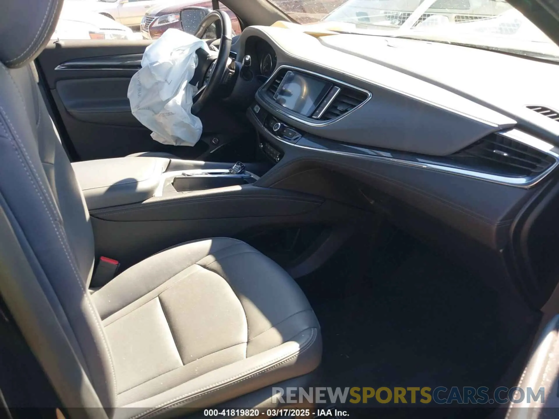 5 fotografías del automóvil dañado 5GAEVAKW3PJ122338 BUICK ENCLAVE 2023
