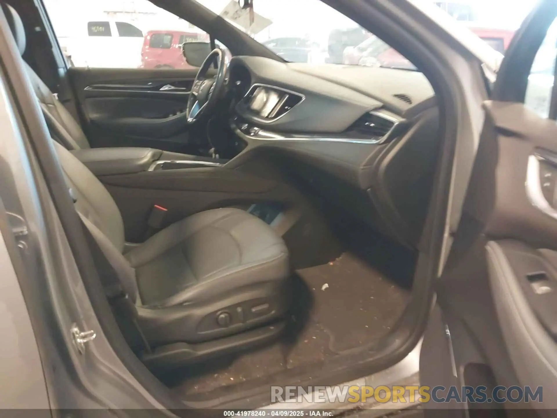5 fotografías del automóvil dañado 5GAEVAKW7PJ227433 BUICK ENCLAVE 2023