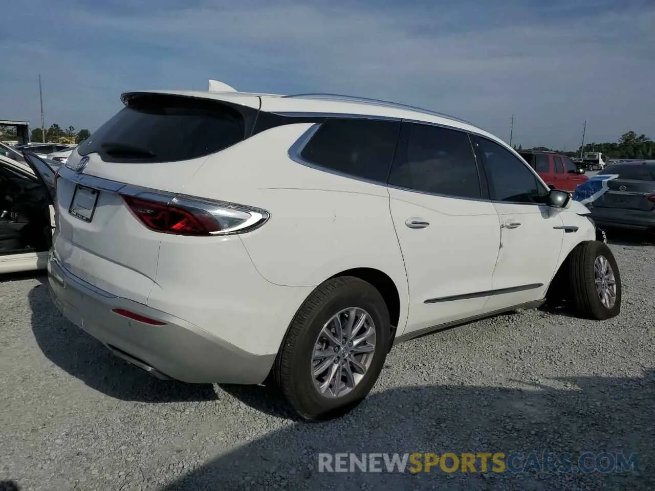 3 fotografías del automóvil dañado 5GAERBKW0RJ121791 BUICK ENCLAVE 2024