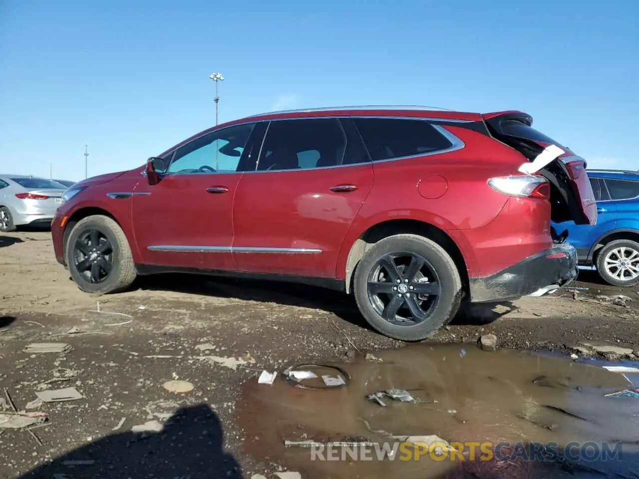 2 fotografías del automóvil dañado 5GAEVAKW9RJ125277 BUICK ENCLAVE 2024