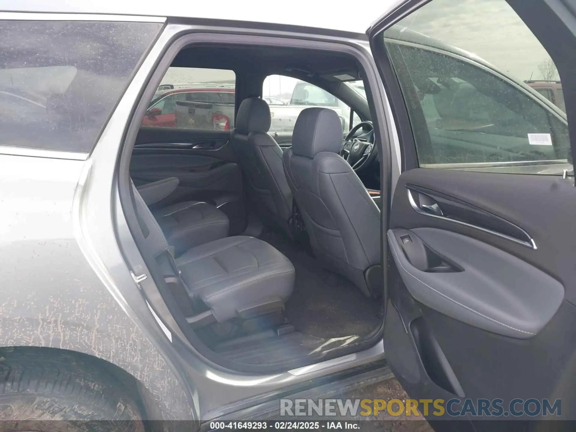 8 fotografías del automóvil dañado 5GAEVBKWXRJ125259 BUICK ENCLAVE 2024
