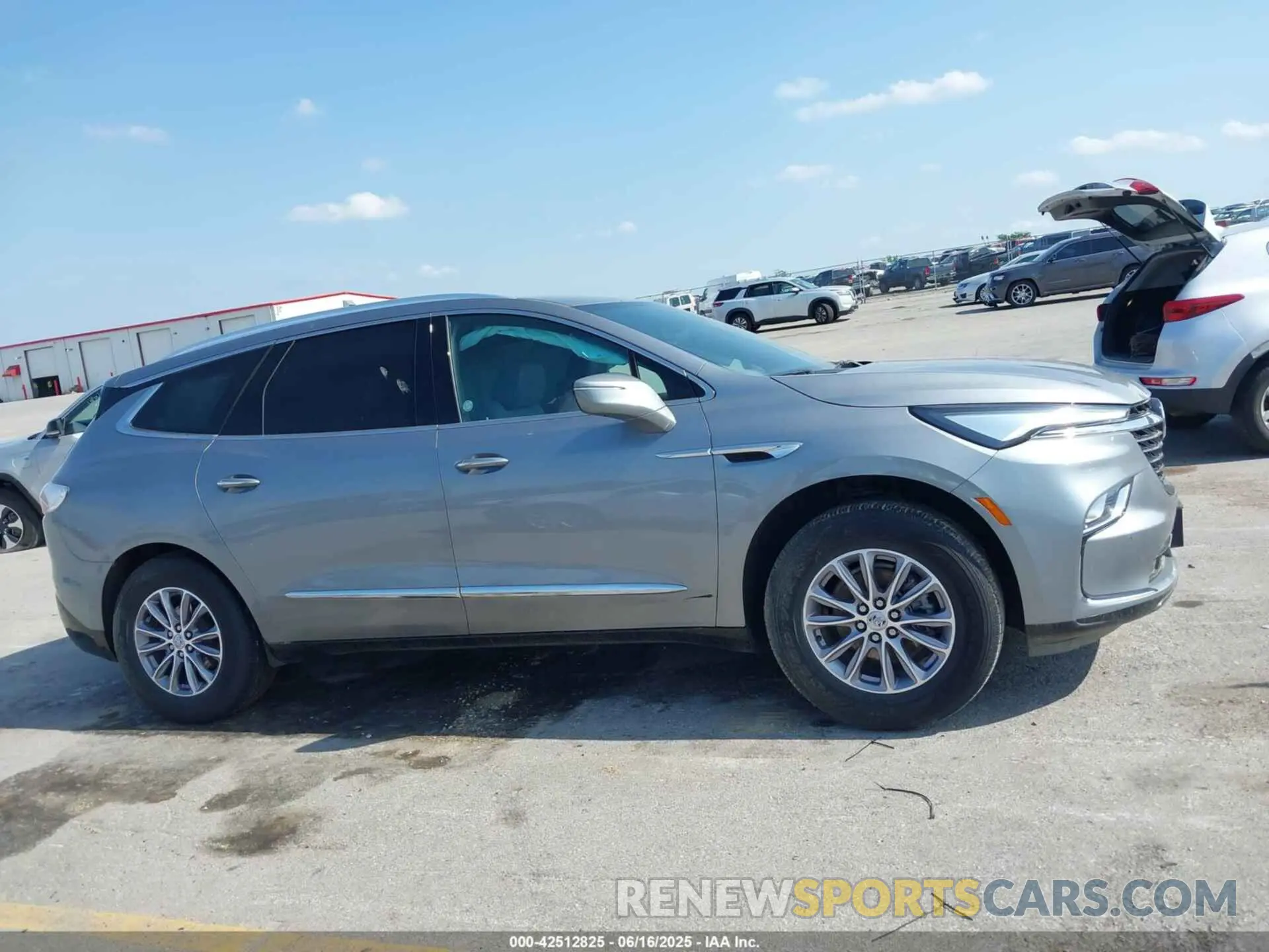 13 fotografías del automóvil dañado 5GAEVBKWXRJ125309 BUICK ENCLAVE 2024