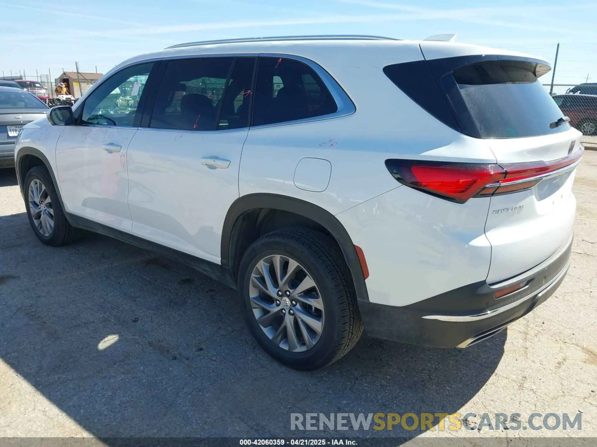 3 fotografías del automóvil dañado 5GAERARS8SJ174029 BUICK ENCLAVE 2025
