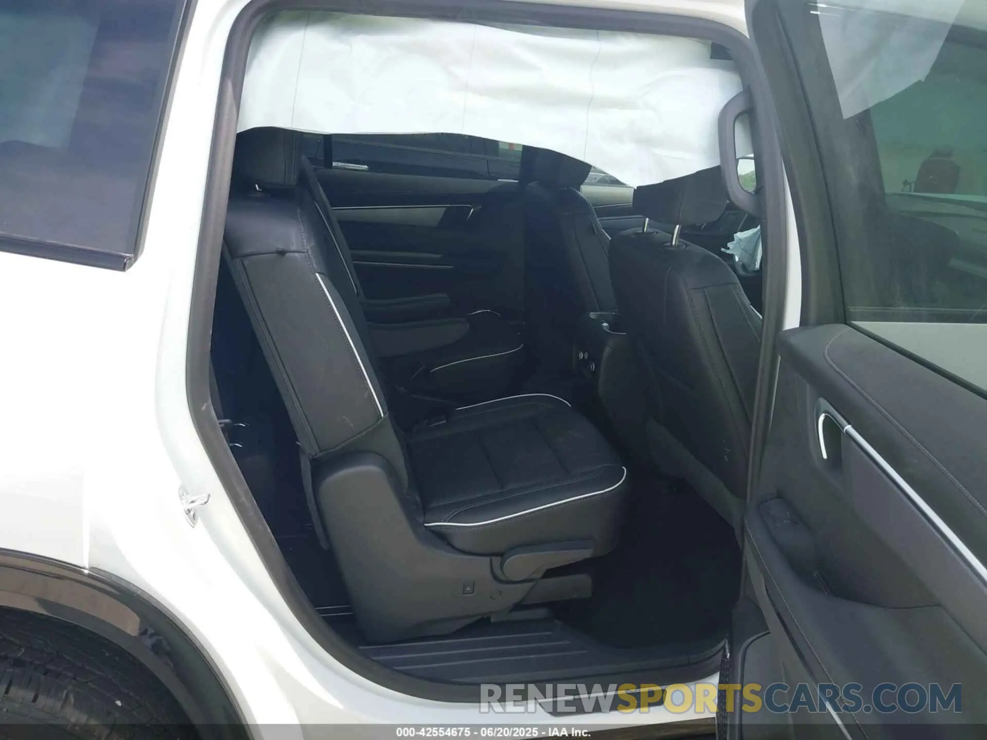8 fotografías del automóvil dañado 5GAEVBRS3SJ241704 BUICK ENCLAVE 2025