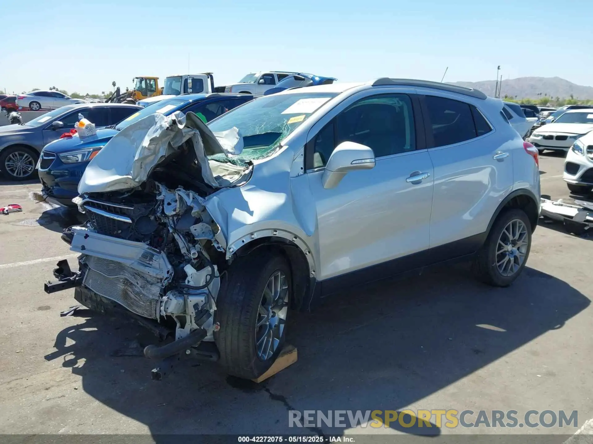 2 fotografías del automóvil dañado KL4CJ1SB9KB810436 BUICK ENCORE 2019