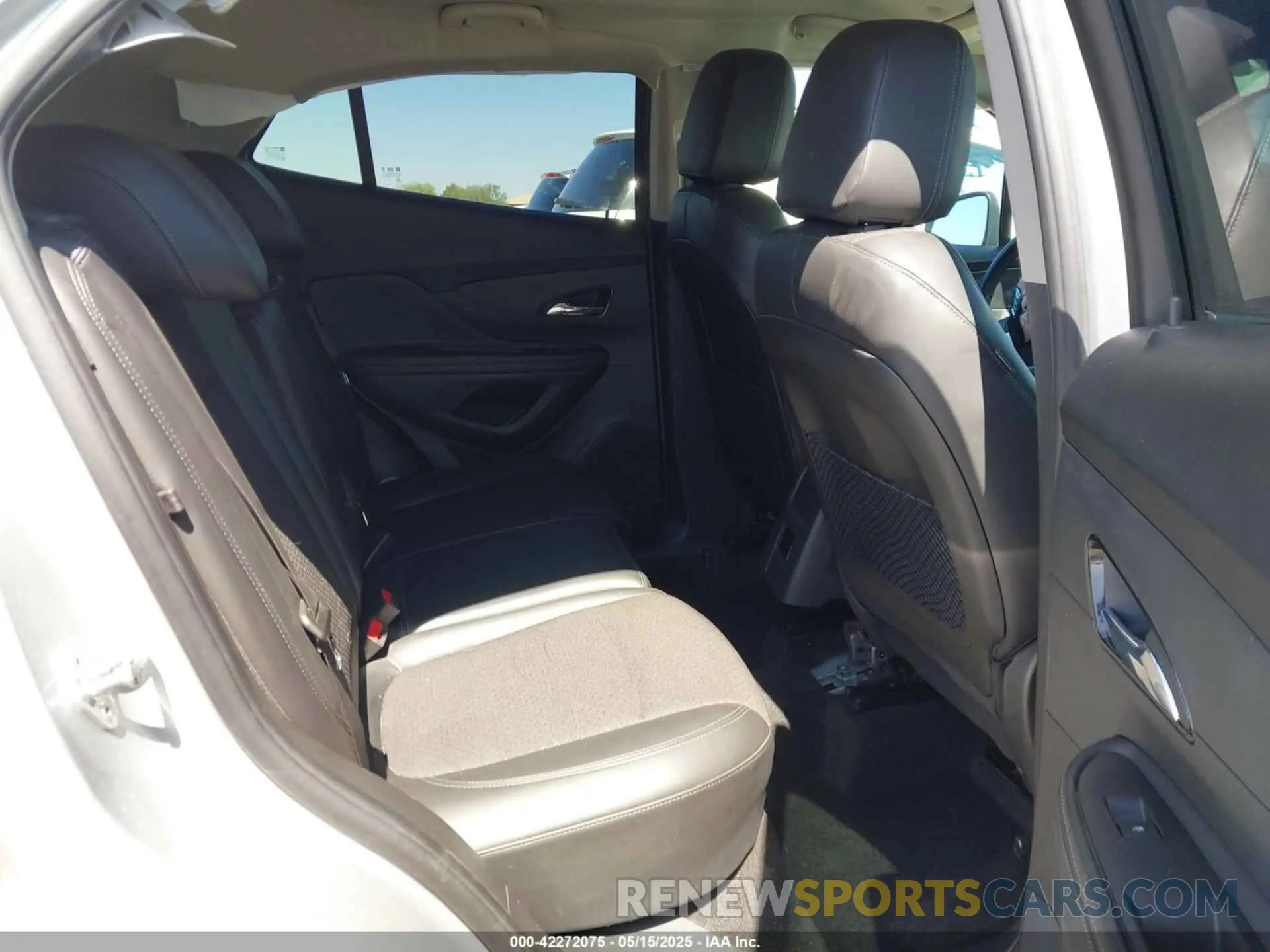 8 fotografías del automóvil dañado KL4CJ1SB9KB810436 BUICK ENCORE 2019