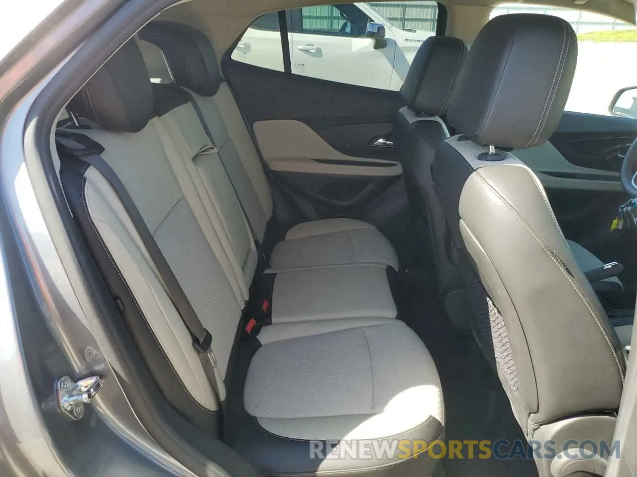 11 fotografías del automóvil dañado KL4CJ2SB1KB731798 BUICK ENCORE 2019
