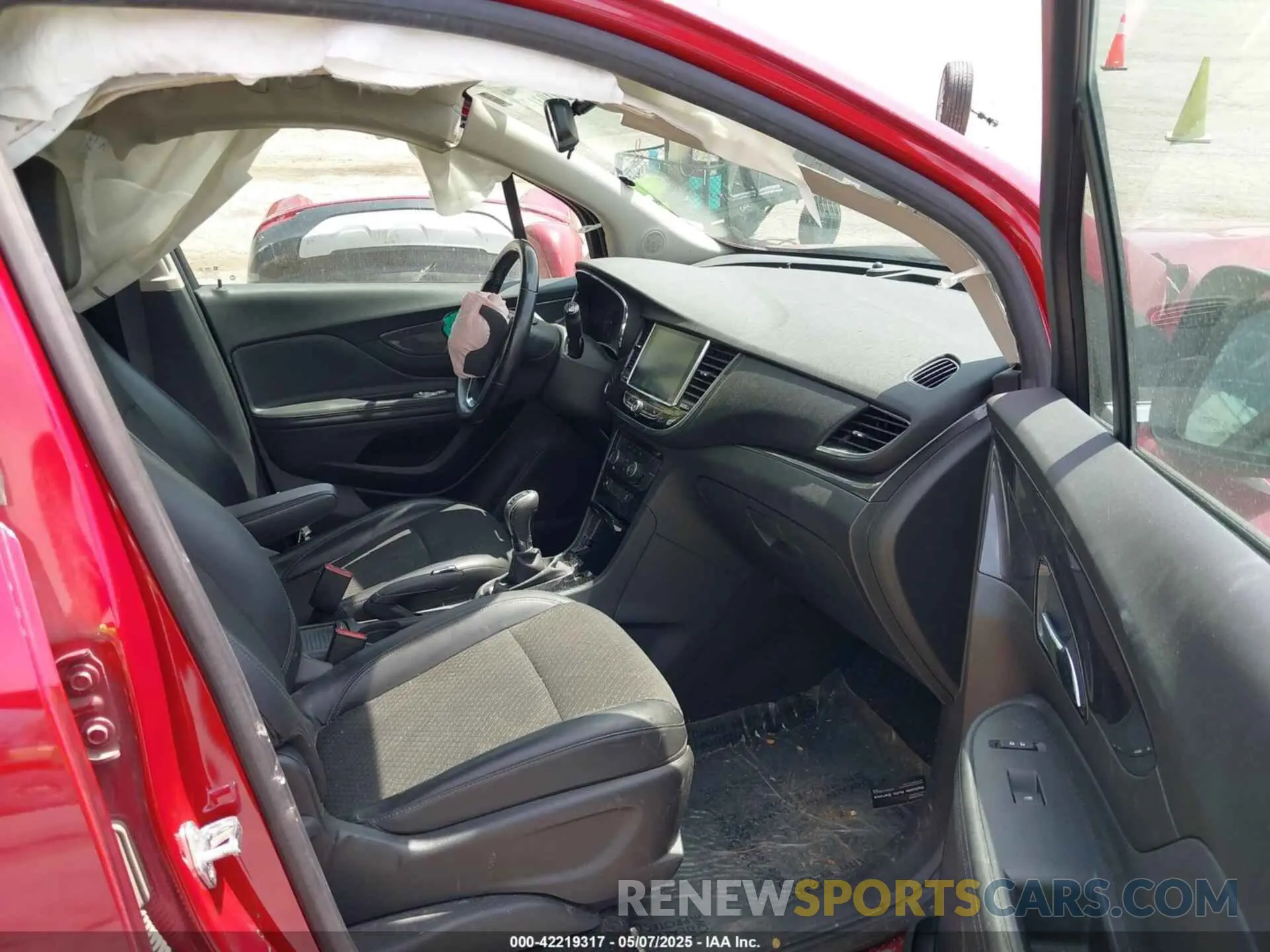 5 fotografías del automóvil dañado KL4CJ2SB1KB783027 BUICK ENCORE 2019