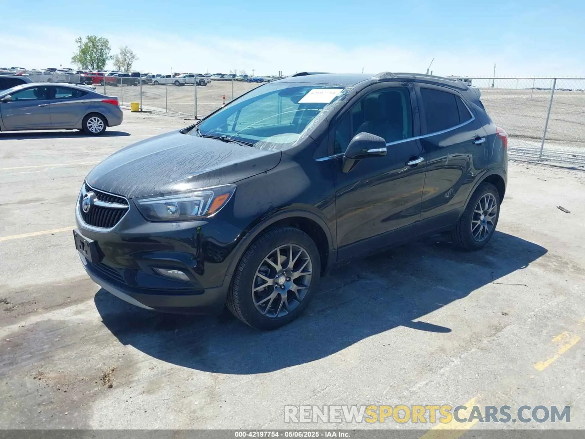 2 fotografías del automóvil dañado KL4CJ2SB4KB838232 BUICK ENCORE 2019