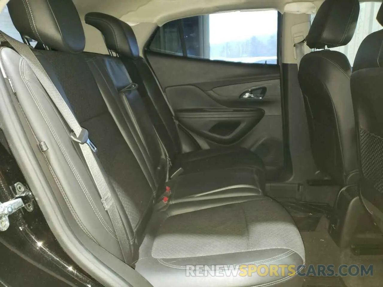 11 fotografías del automóvil dañado KL4CJ2SBXKB879691 BUICK ENCORE 2019