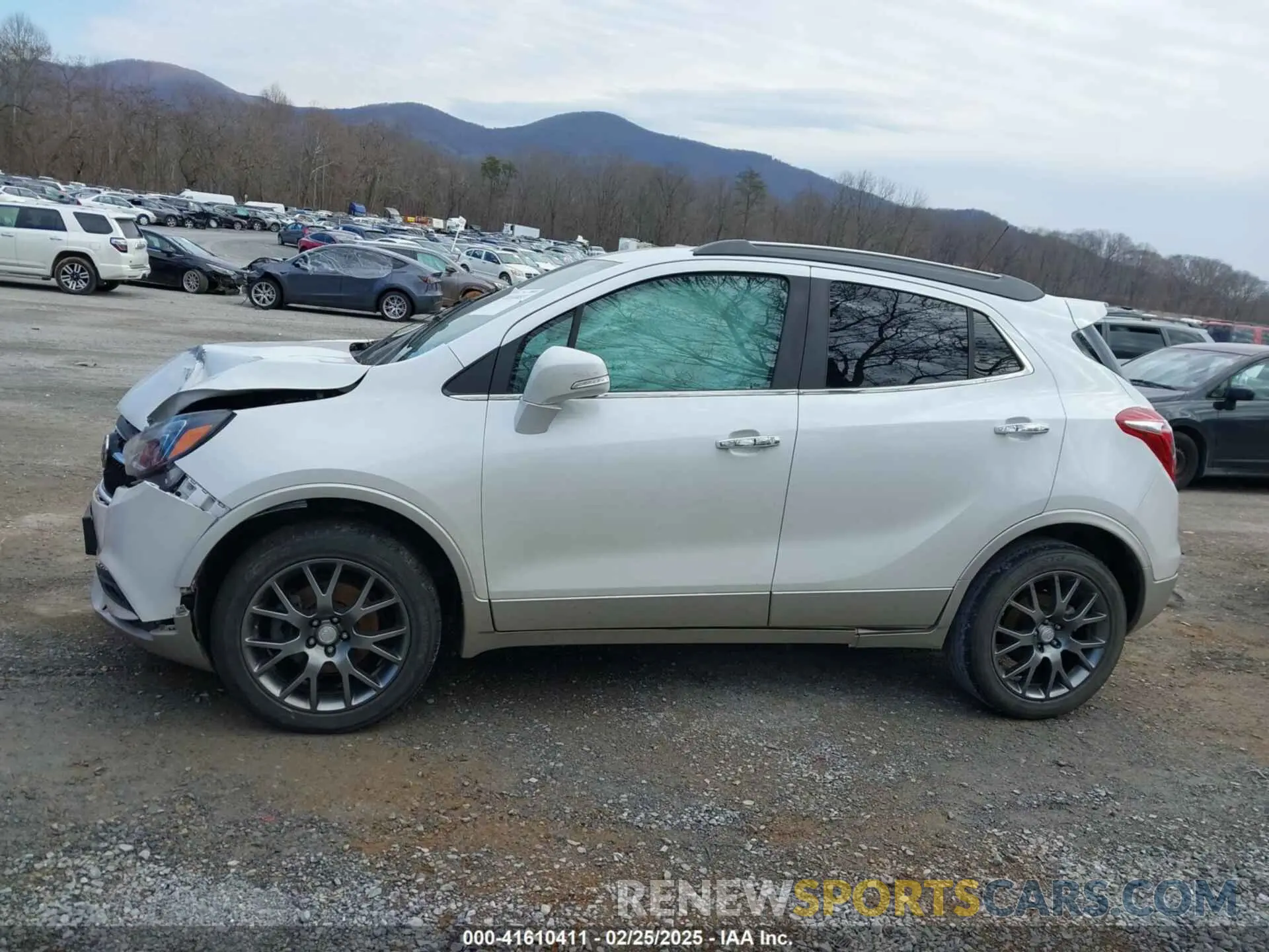 15 fotografías del automóvil dañado KL4CJ2SM1KB706644 BUICK ENCORE 2019
