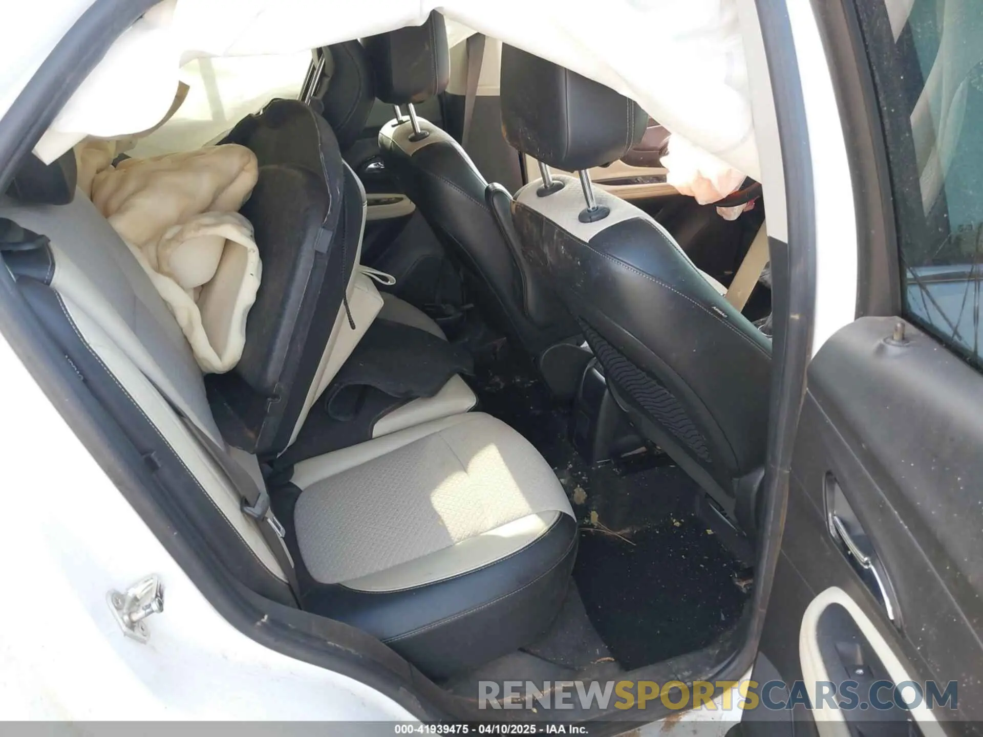 8 fotografías del automóvil dañado KL4CJASB0KB729731 BUICK ENCORE 2019