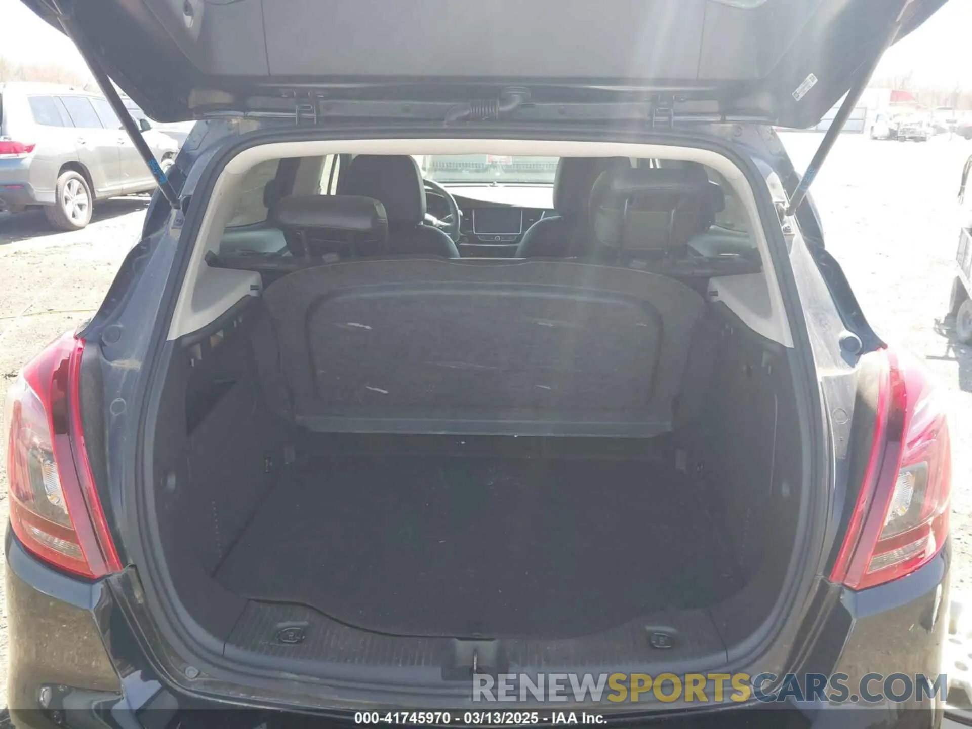 8 fotografías del automóvil dañado KL4CJASB0KB948950 BUICK ENCORE 2019