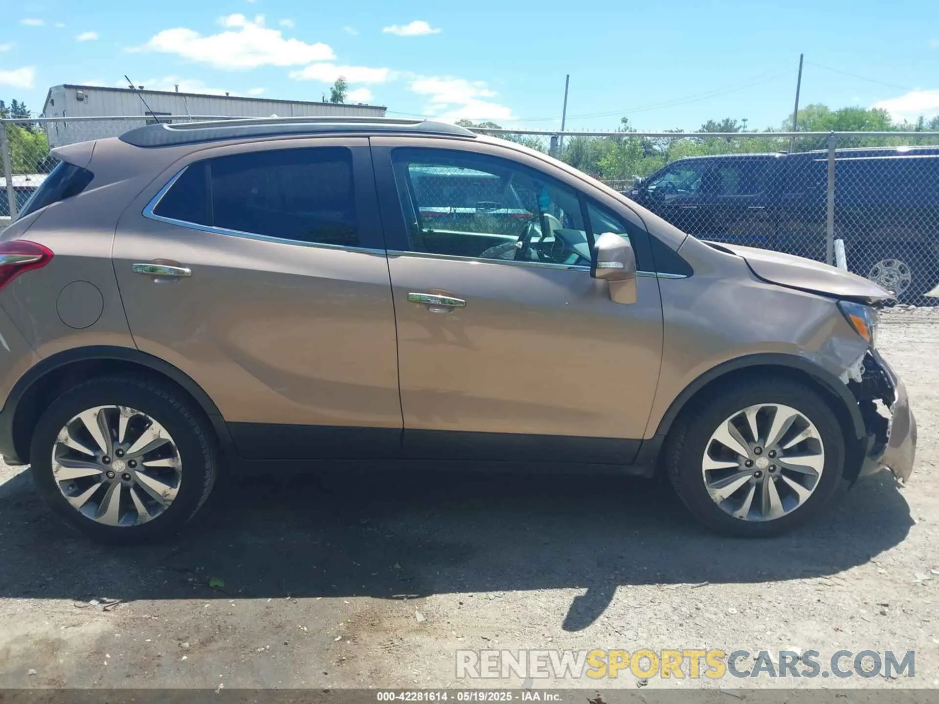 13 fotografías del automóvil dañado KL4CJASB1KB714557 BUICK ENCORE 2019