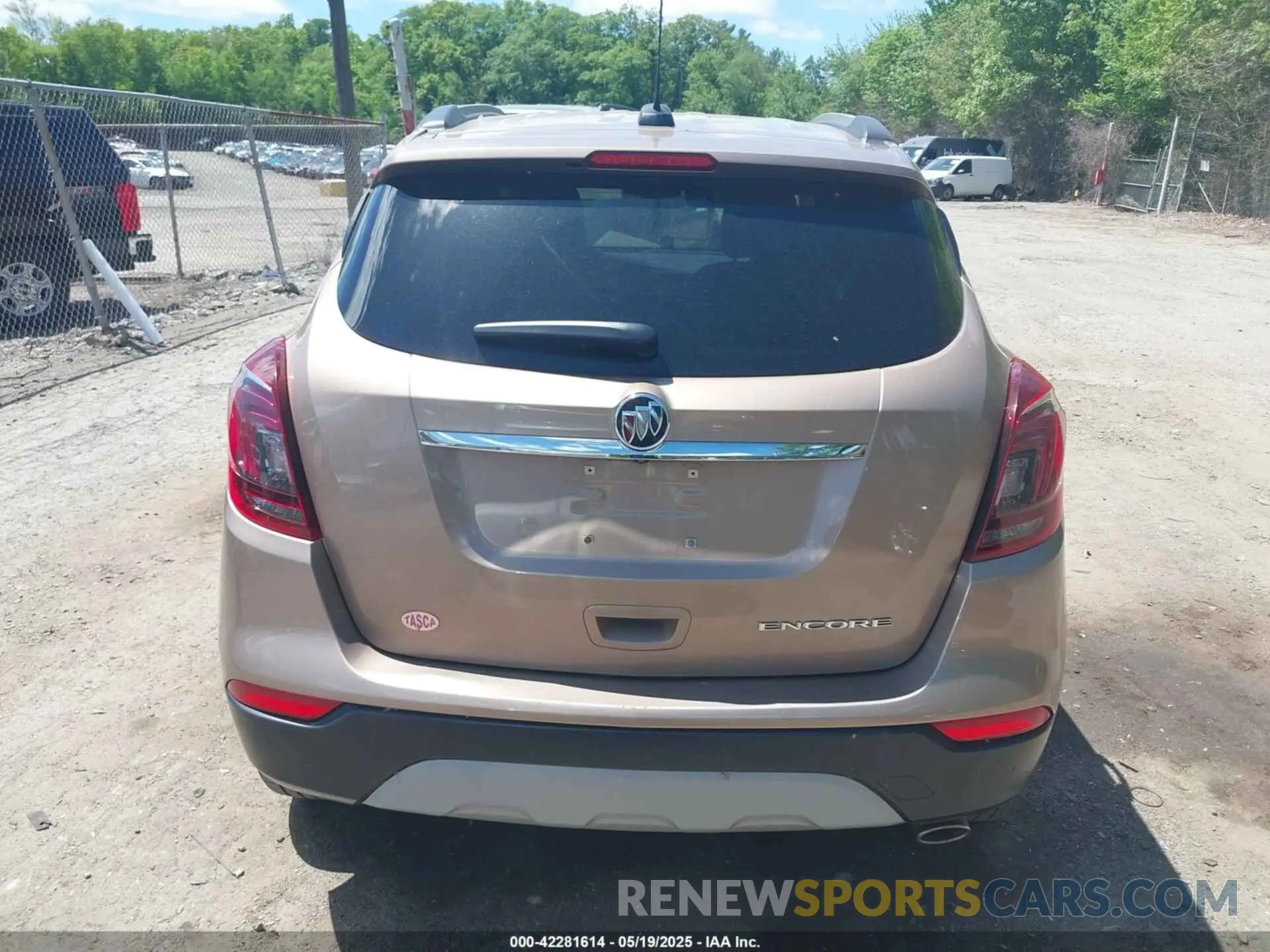 16 fotografías del automóvil dañado KL4CJASB1KB714557 BUICK ENCORE 2019