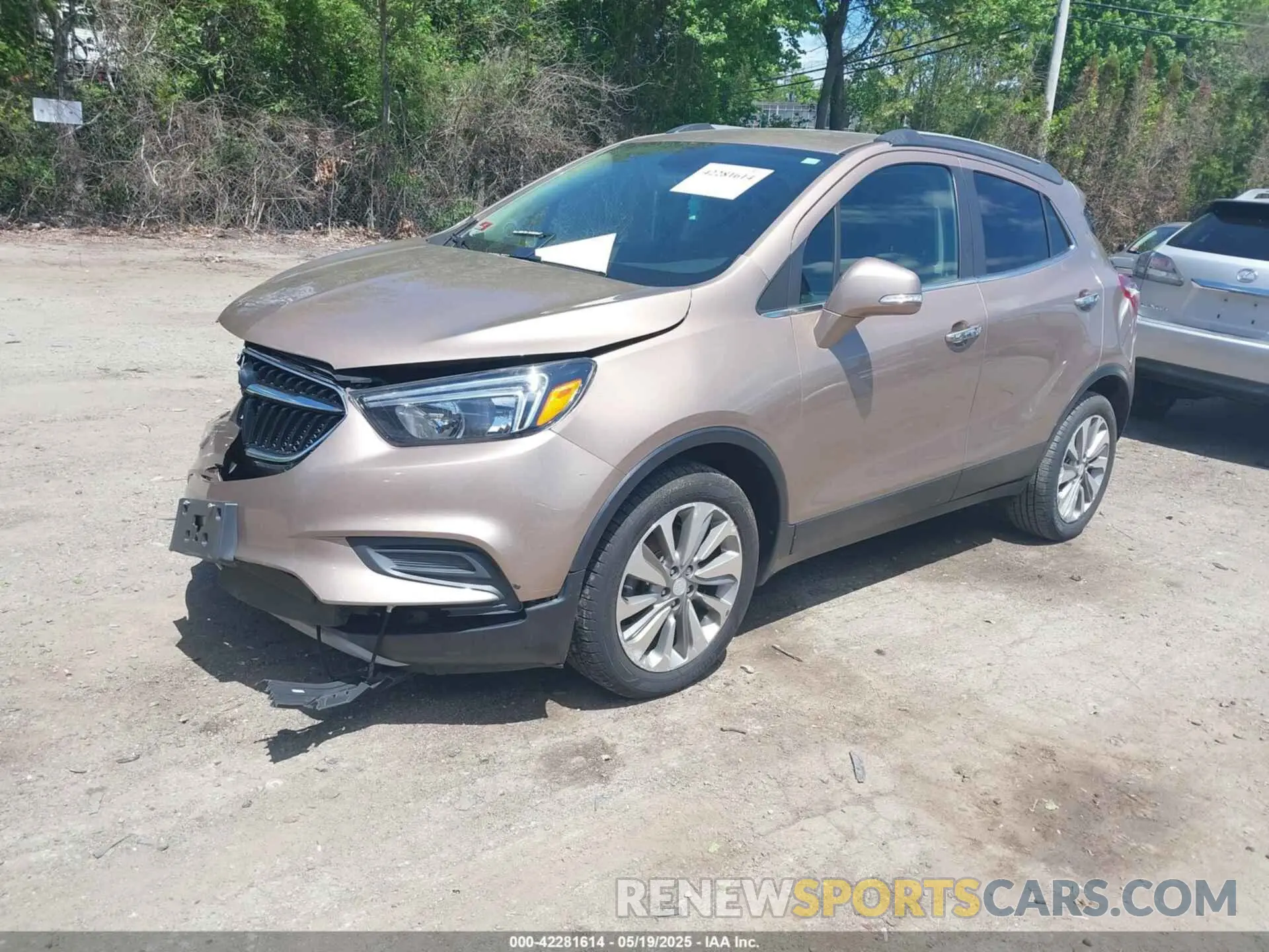 2 fotografías del automóvil dañado KL4CJASB1KB714557 BUICK ENCORE 2019