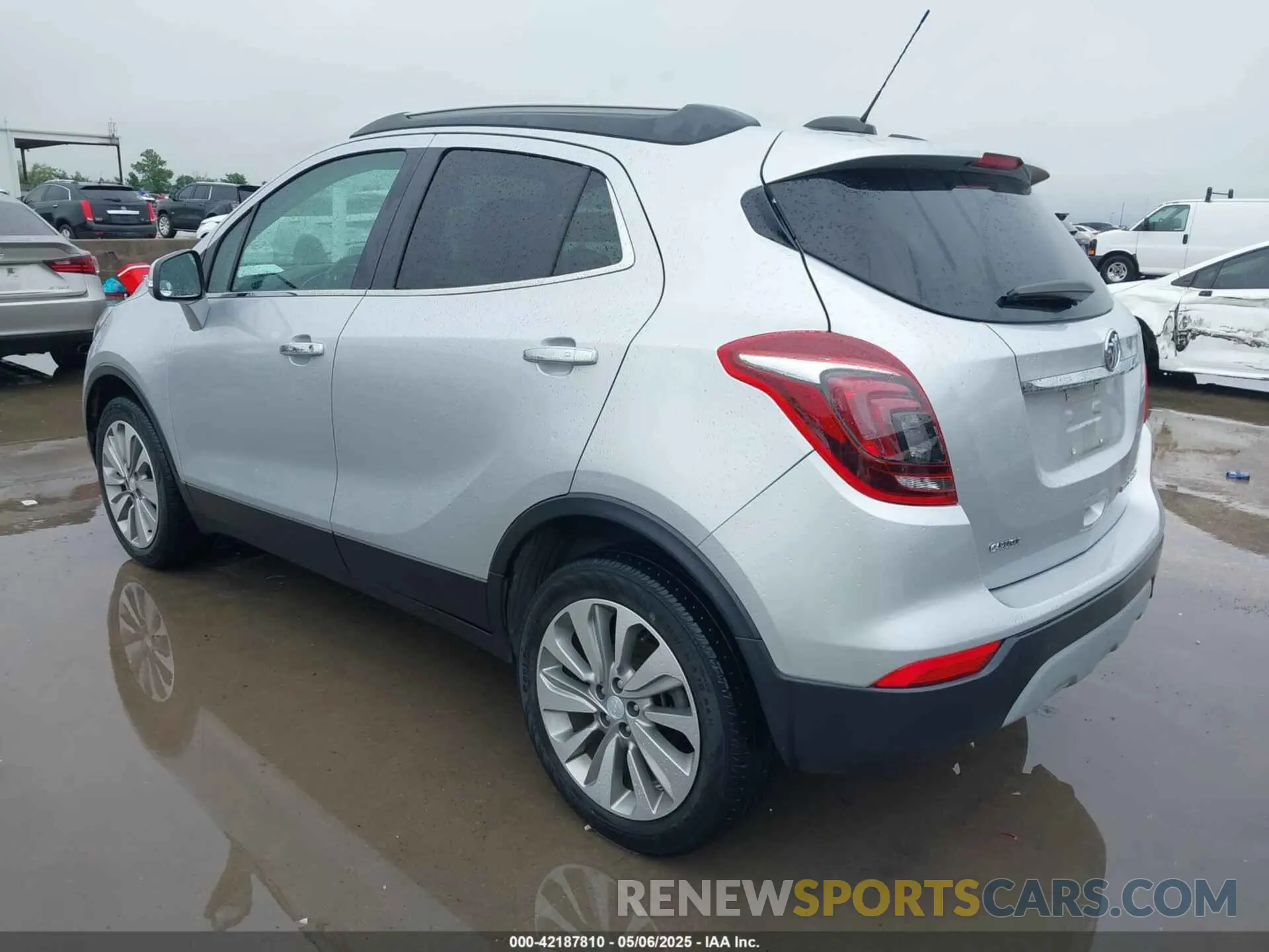 3 fotografías del automóvil dañado KL4CJASB1KB777190 BUICK ENCORE 2019