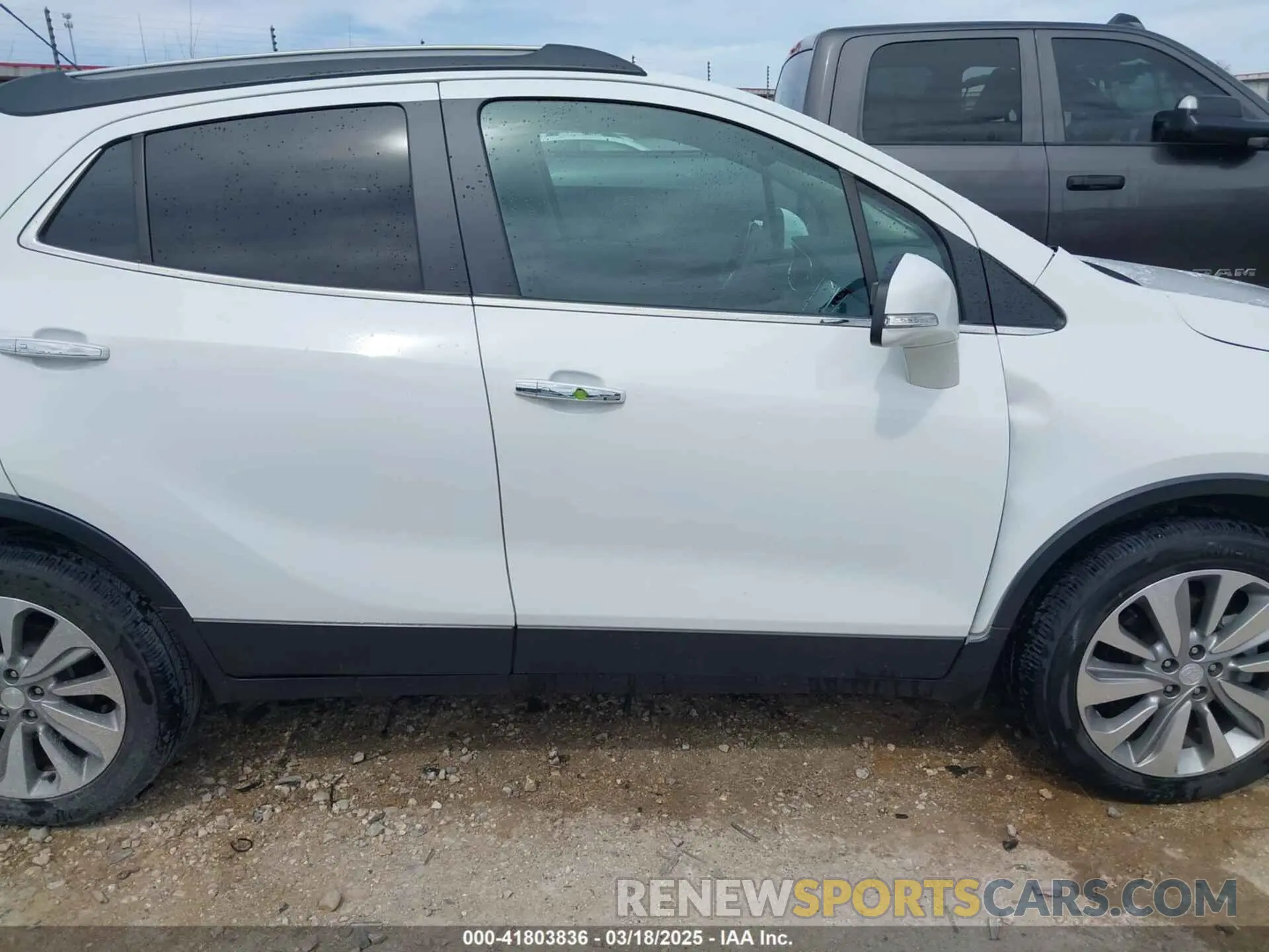 13 fotografías del automóvil dañado KL4CJASB1KB814402 BUICK ENCORE 2019