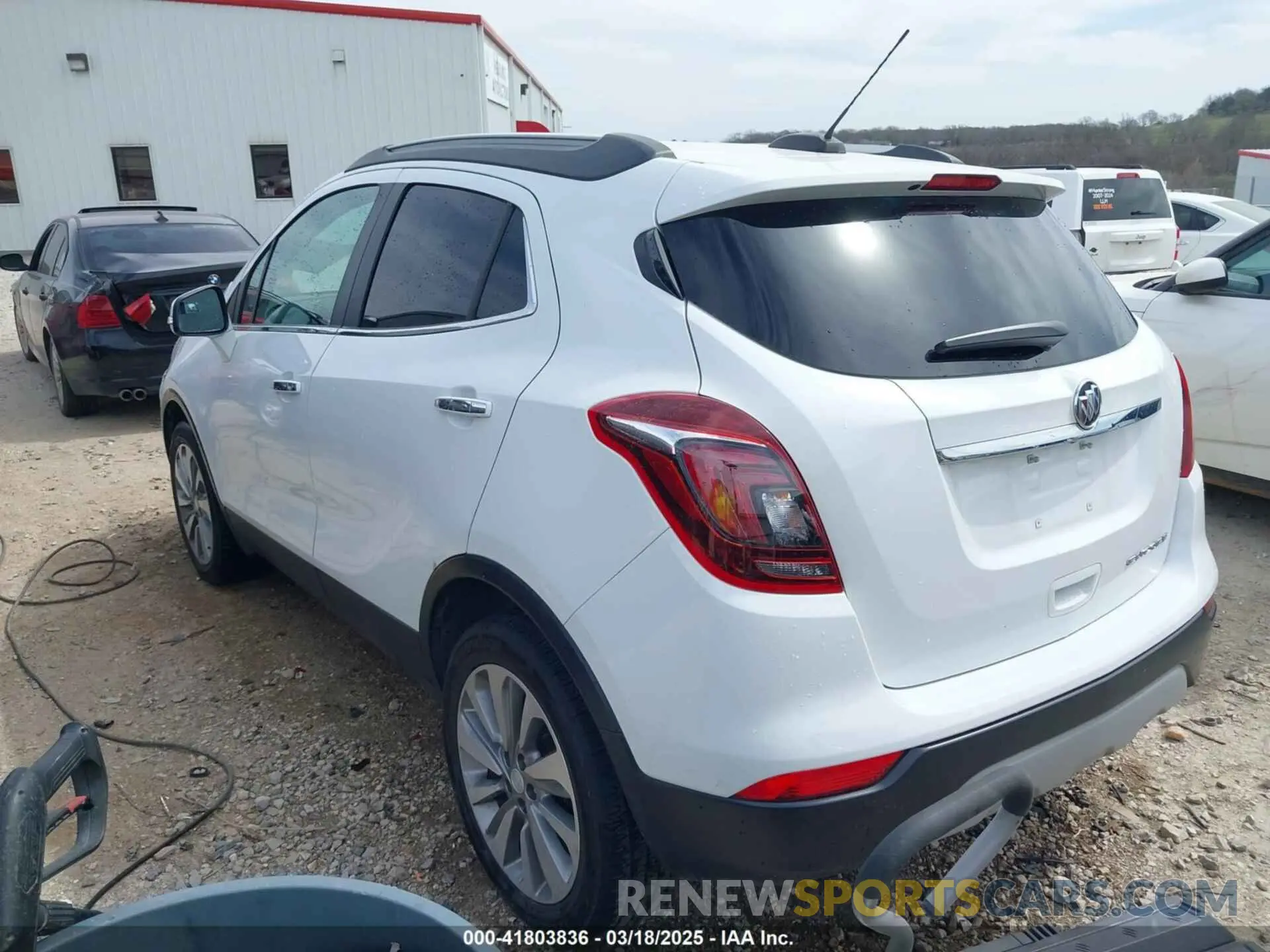 3 fotografías del automóvil dañado KL4CJASB1KB814402 BUICK ENCORE 2019