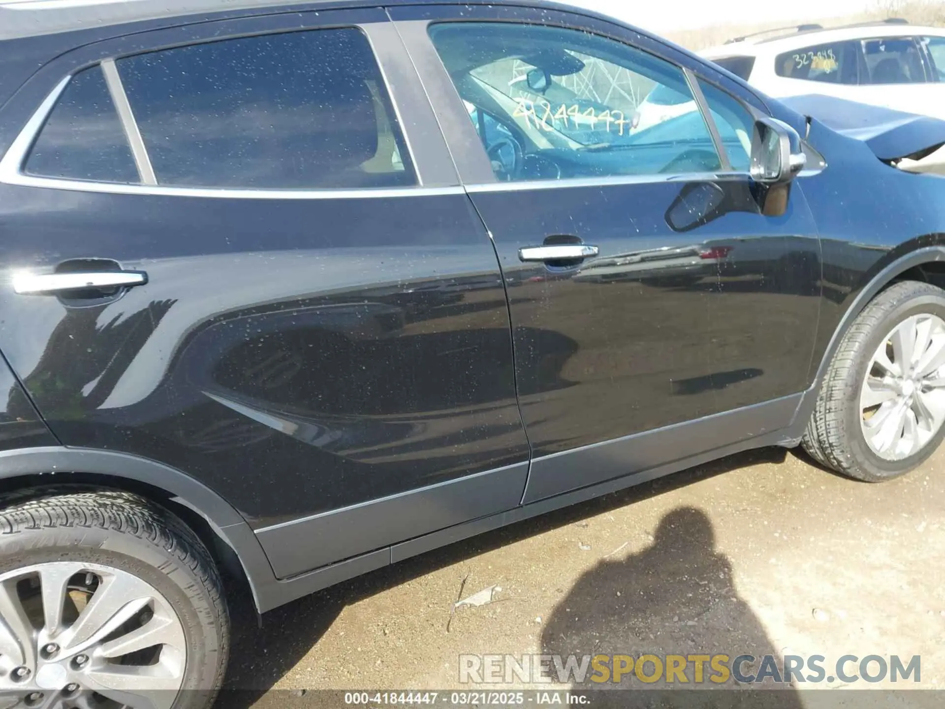 13 fotografías del automóvil dañado KL4CJASB1KB846492 BUICK ENCORE 2019