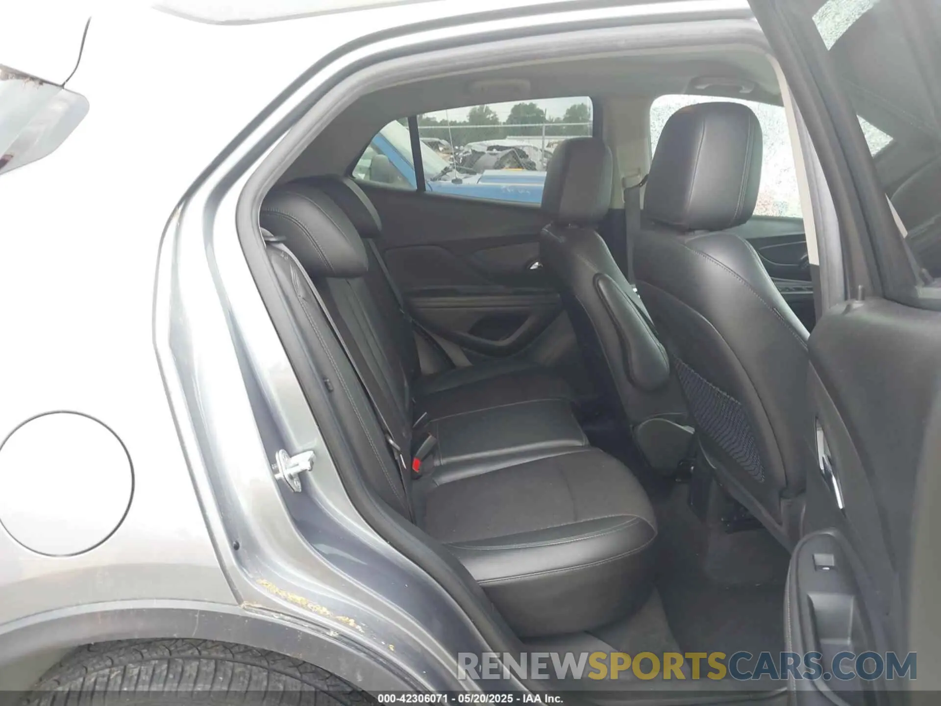 8 fotografías del automóvil dañado KL4CJASB1KB866886 BUICK ENCORE 2019