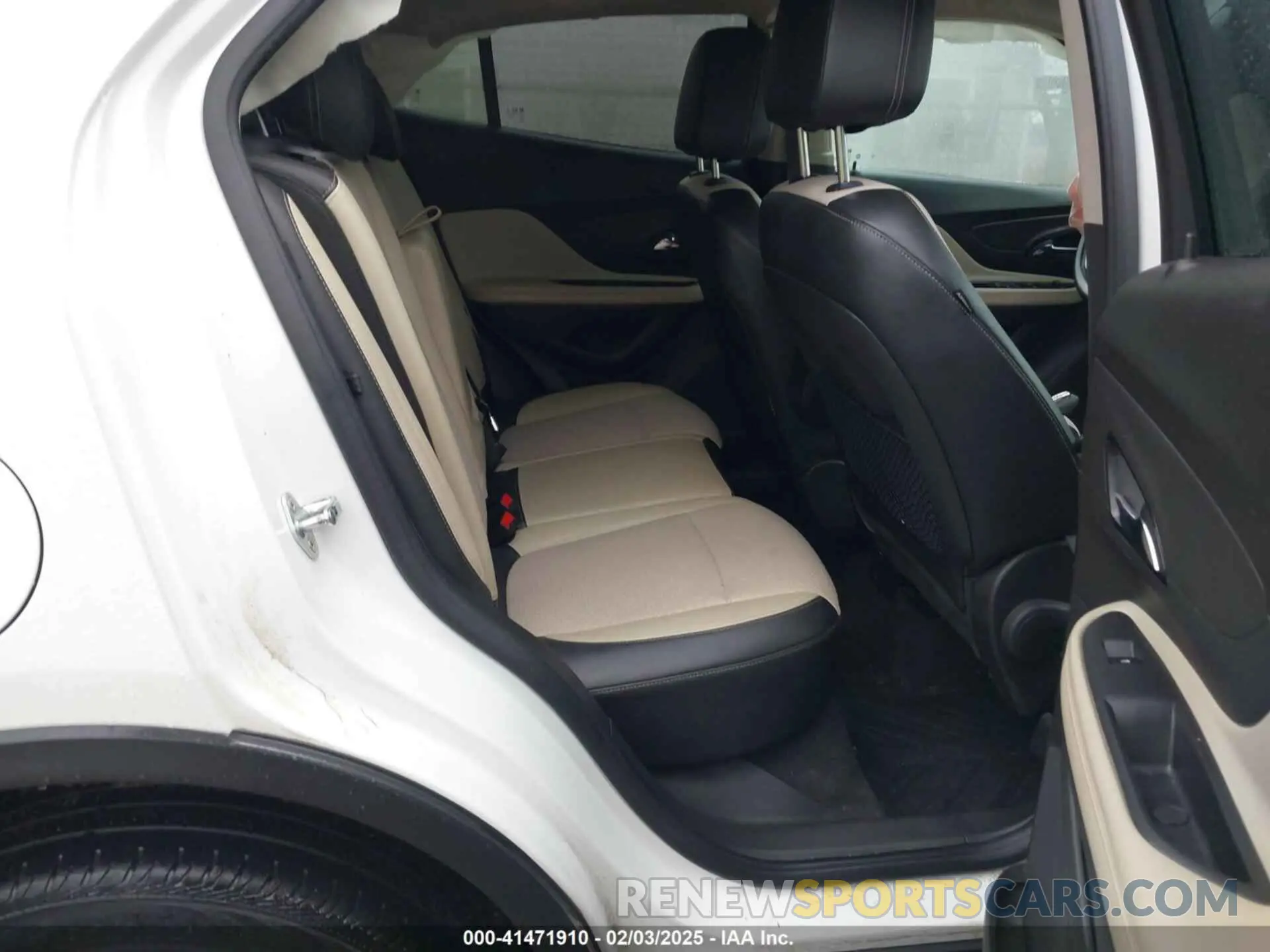8 fotografías del automóvil dañado KL4CJASB2KB837008 BUICK ENCORE 2019