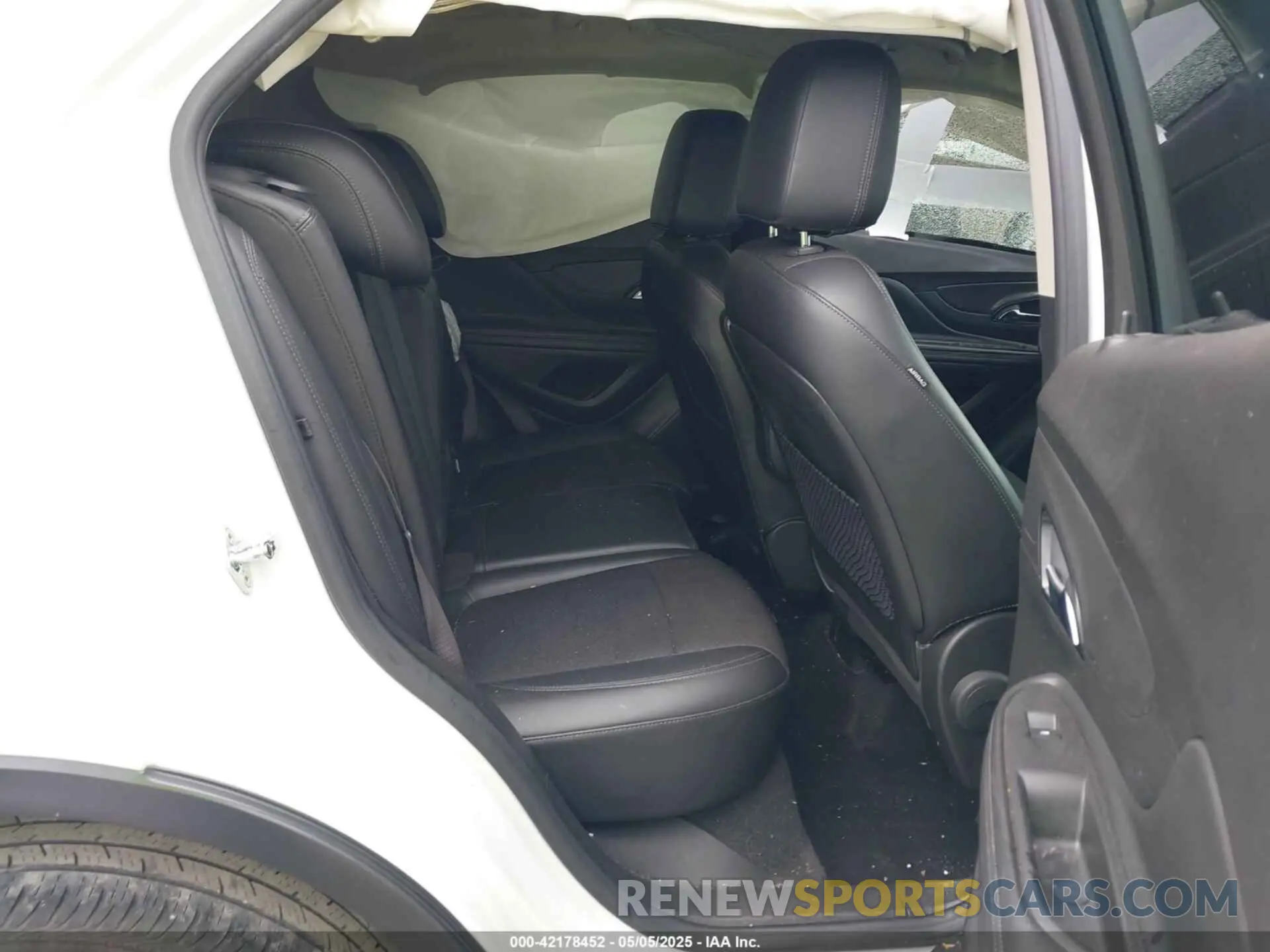 8 fotografías del automóvil dañado KL4CJASB3KB712695 BUICK ENCORE 2019