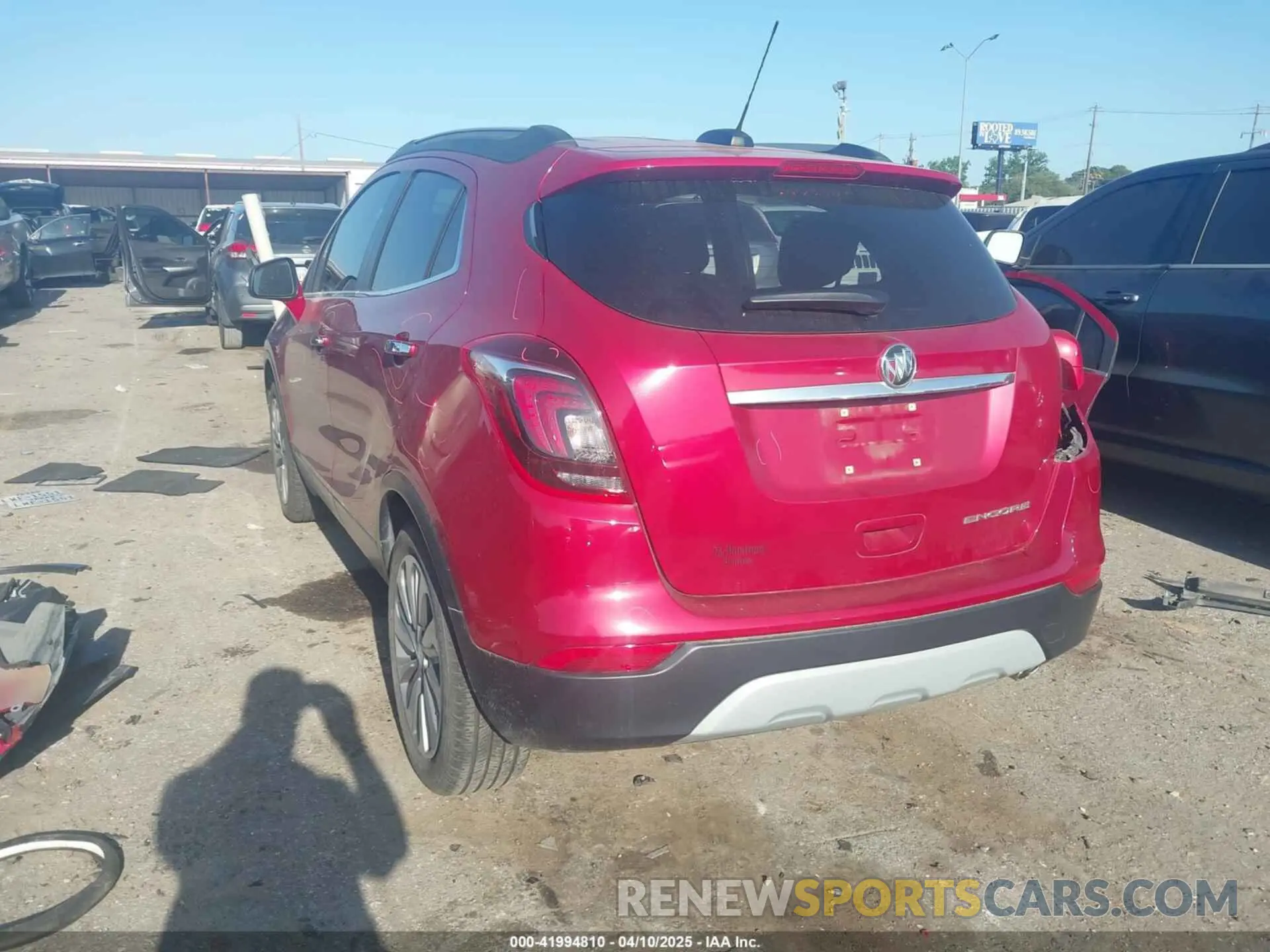 3 fotografías del automóvil dañado KL4CJASB3KB717038 BUICK ENCORE 2019