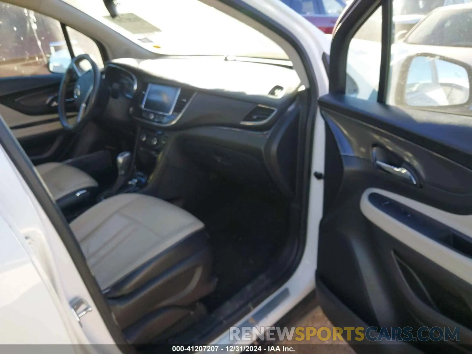 5 fotografías del automóvil dañado KL4CJASB3KB848809 BUICK ENCORE 2019