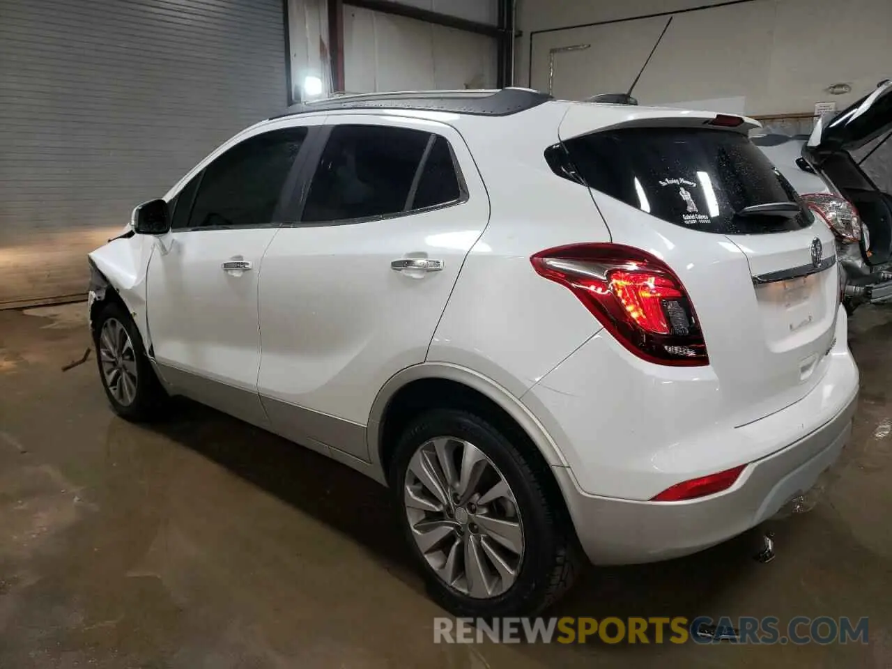 2 fotografías del automóvil dañado KL4CJASB4KB863836 BUICK ENCORE 2019