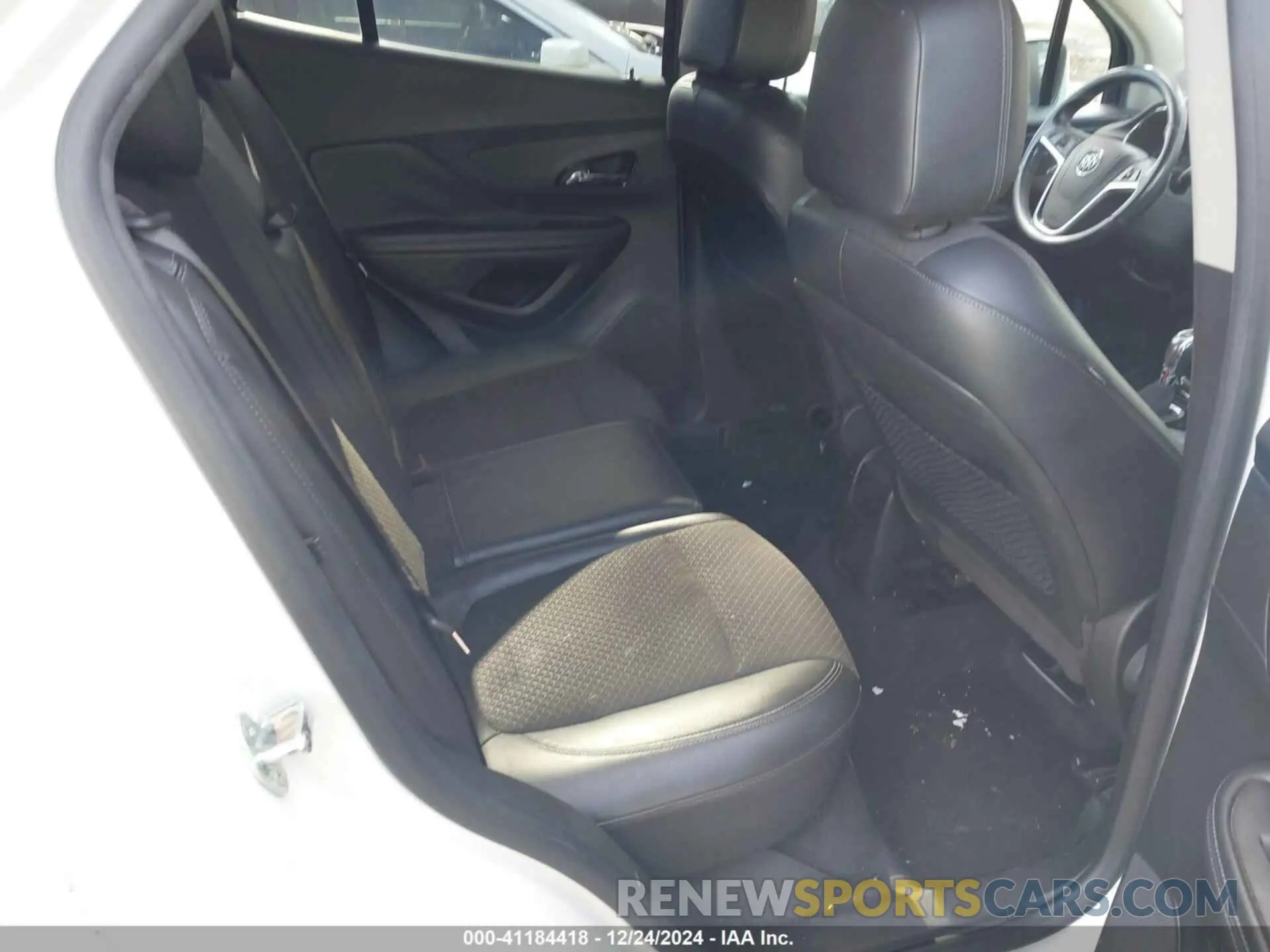 8 fotografías del automóvil dañado KL4CJASB5KB710334 BUICK ENCORE 2019