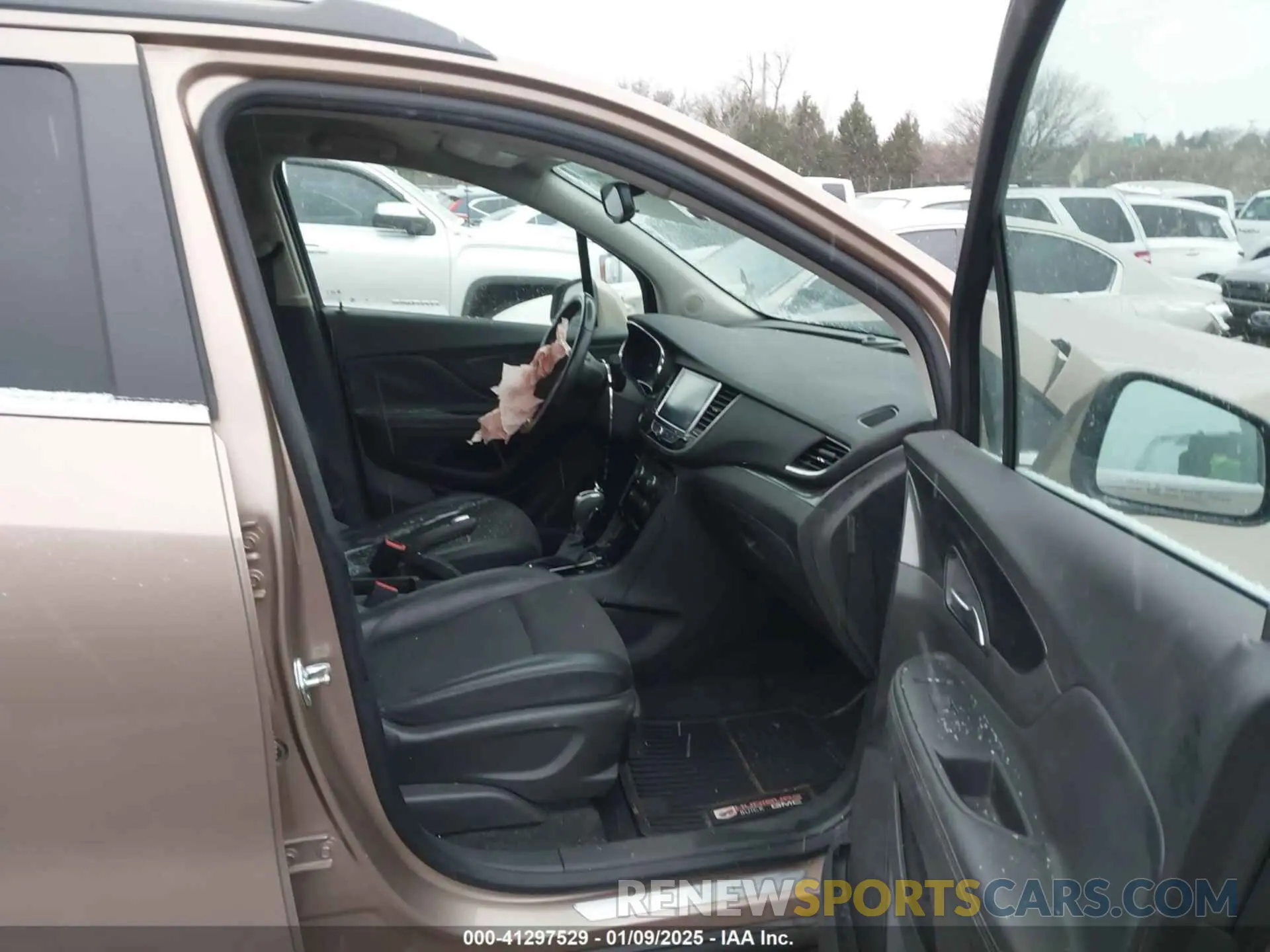 5 fotografías del automóvil dañado KL4CJASB5KB727389 BUICK ENCORE 2019