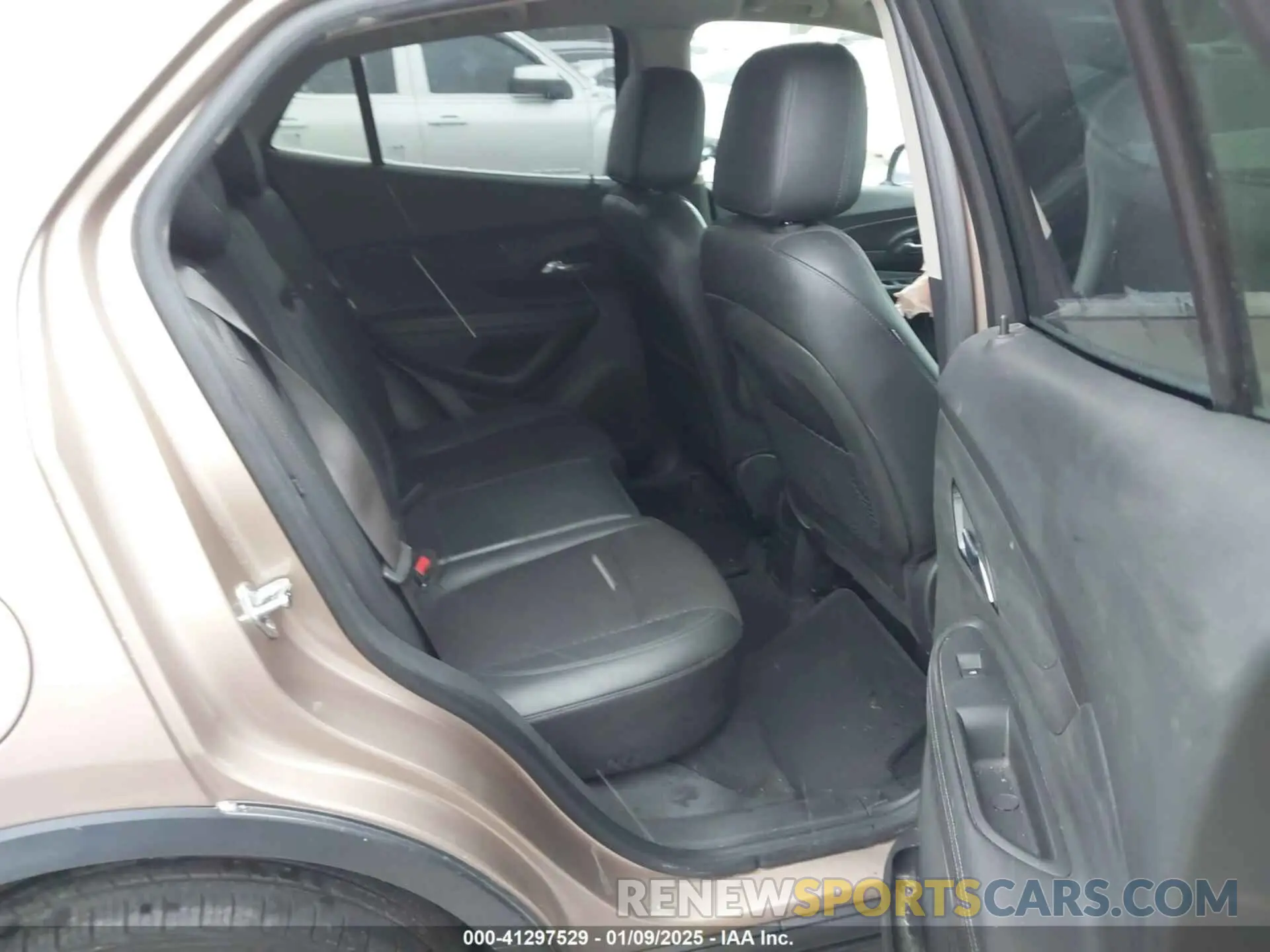 8 fotografías del automóvil dañado KL4CJASB5KB727389 BUICK ENCORE 2019