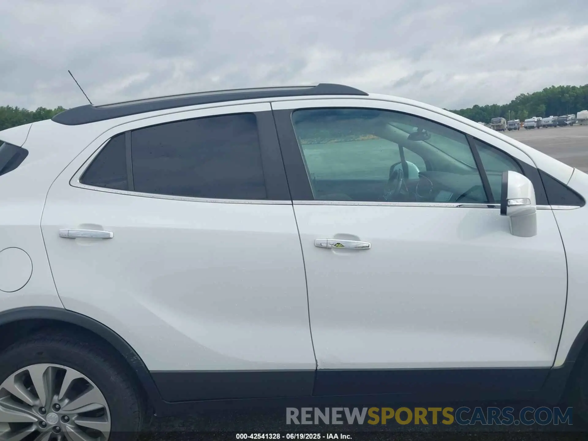 14 fotografías del automóvil dañado KL4CJASB5KB764412 BUICK ENCORE 2019