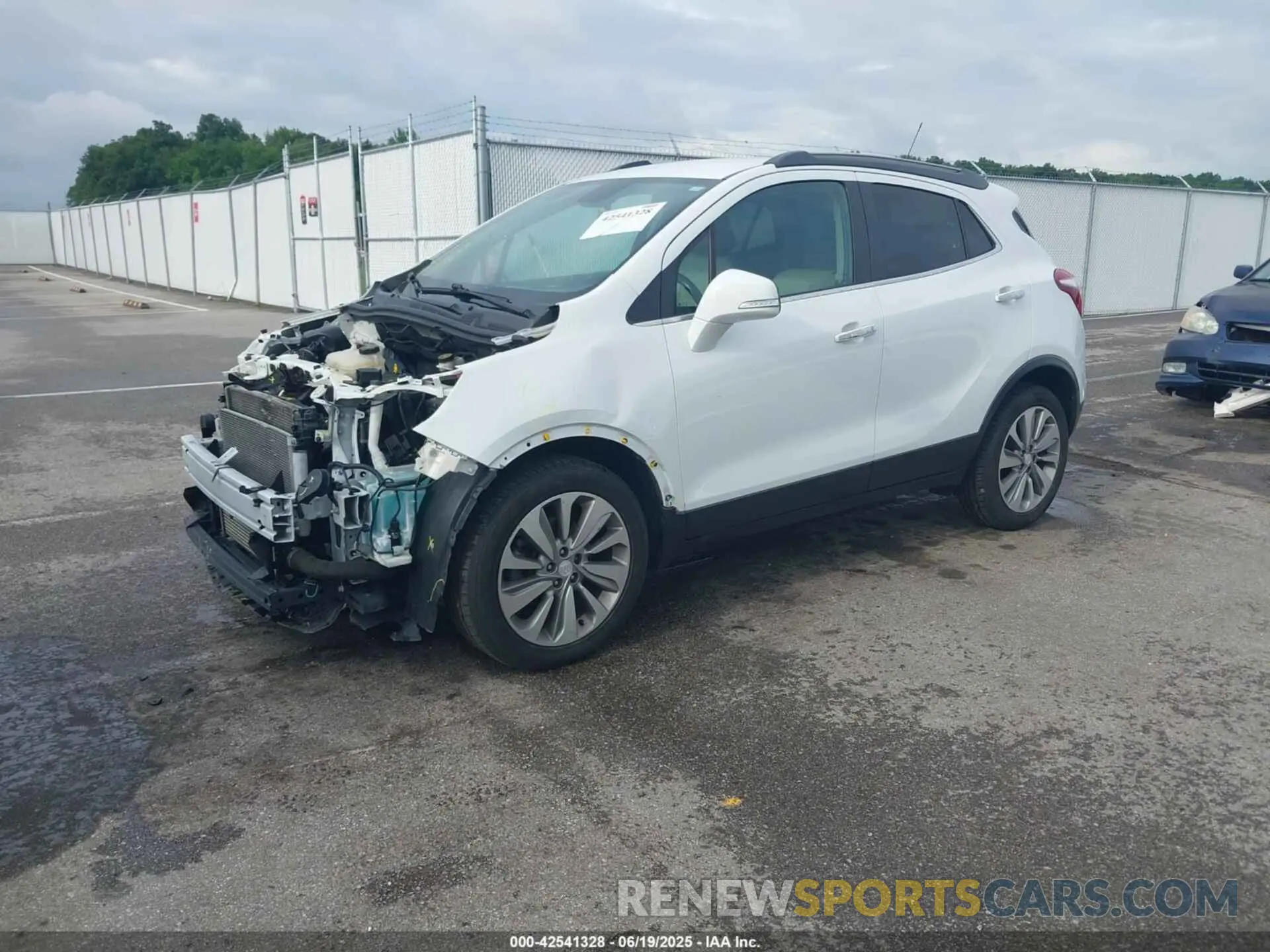 2 fotografías del automóvil dañado KL4CJASB5KB764412 BUICK ENCORE 2019