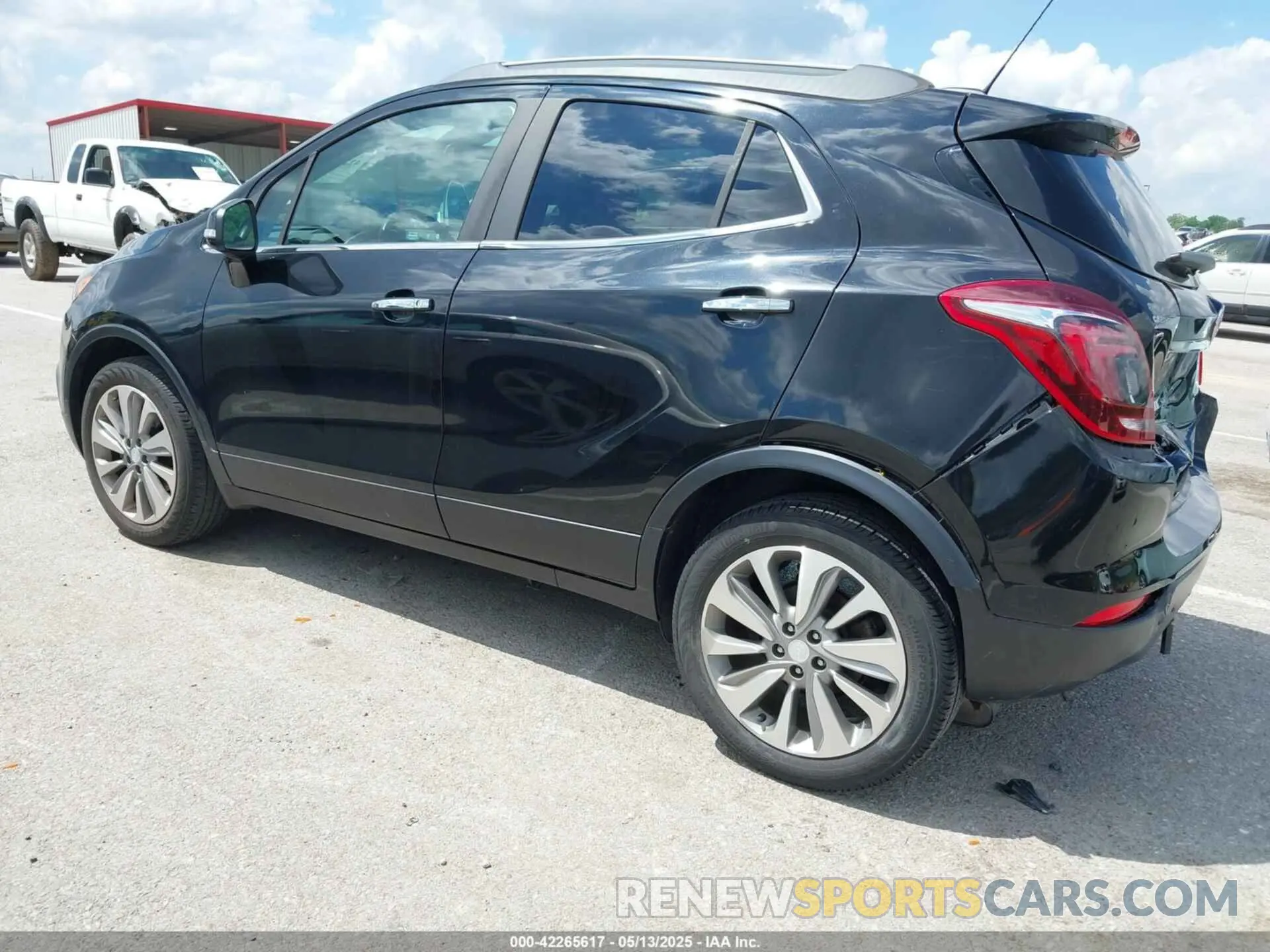 3 fotografías del automóvil dañado KL4CJASB5KB842347 BUICK ENCORE 2019